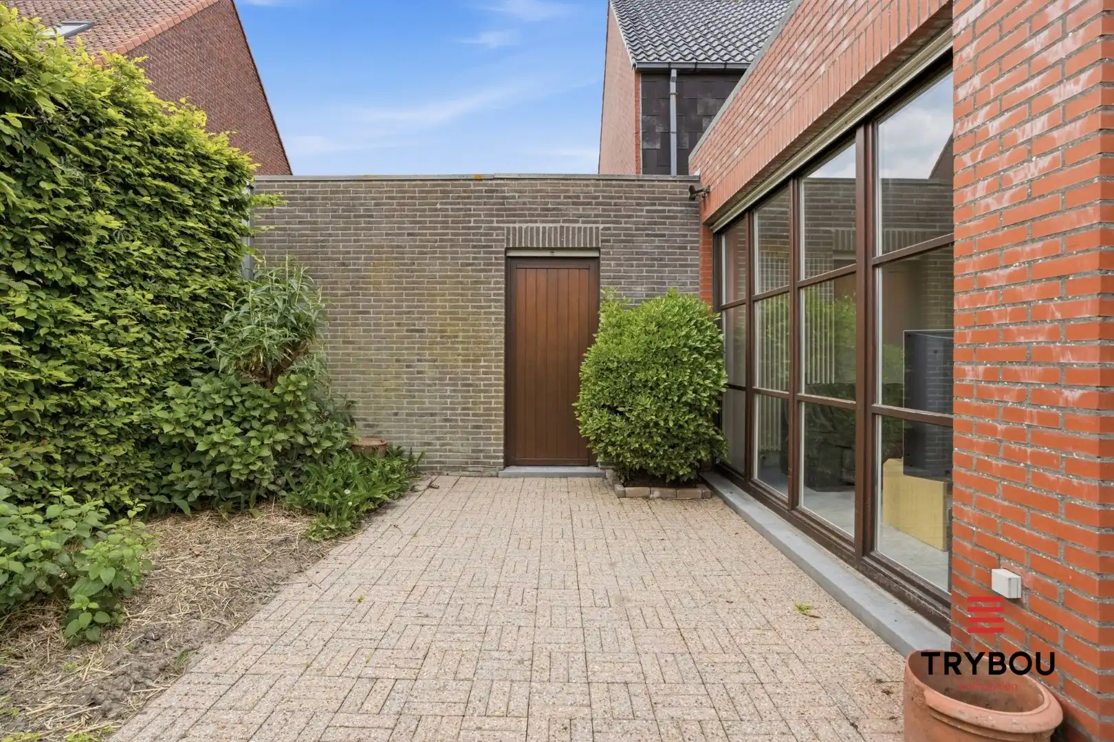Alleenstaande woning met handelsruimte!  foto 27