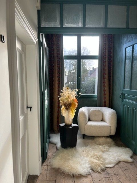 Praktische kantoorruimte te huur in een charmant gebouw op een toplocatie in Schilde! foto 6