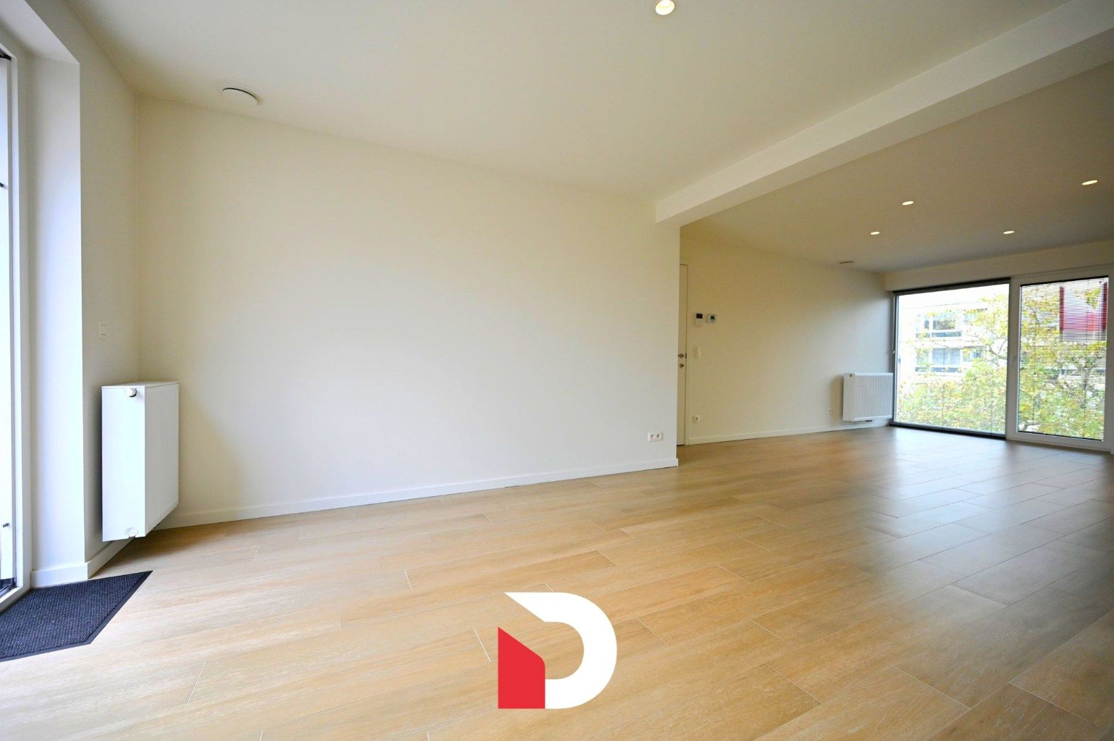 Instapklaar appartement met 2 slk label A en ruim terras centrum Brugge foto 5