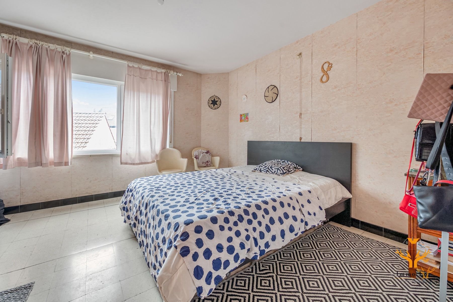 Ruime vrijstaande woning met 5 slaapkamers foto 8