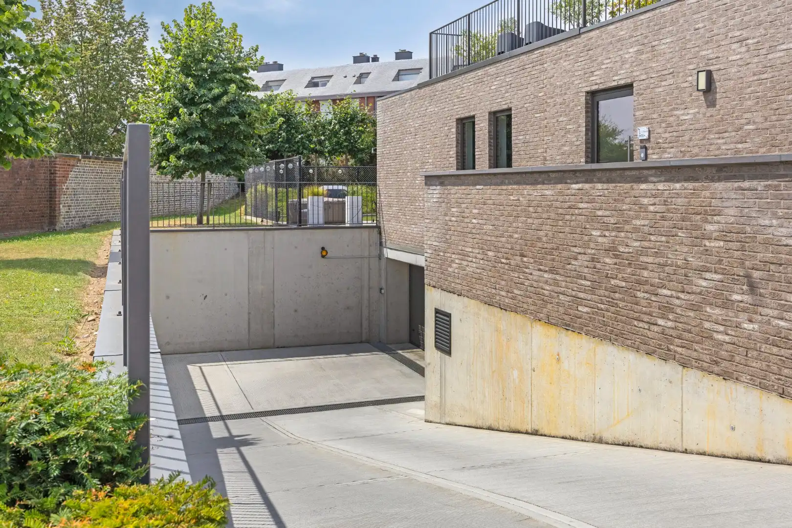 Standaard appartement met terras, lift en garage in het centrum van Tongeren - 2 slaapkamers, bouwjaar 2023, EPC-waarde 72.00, energielabel A, zonnige tuin op h foto 27