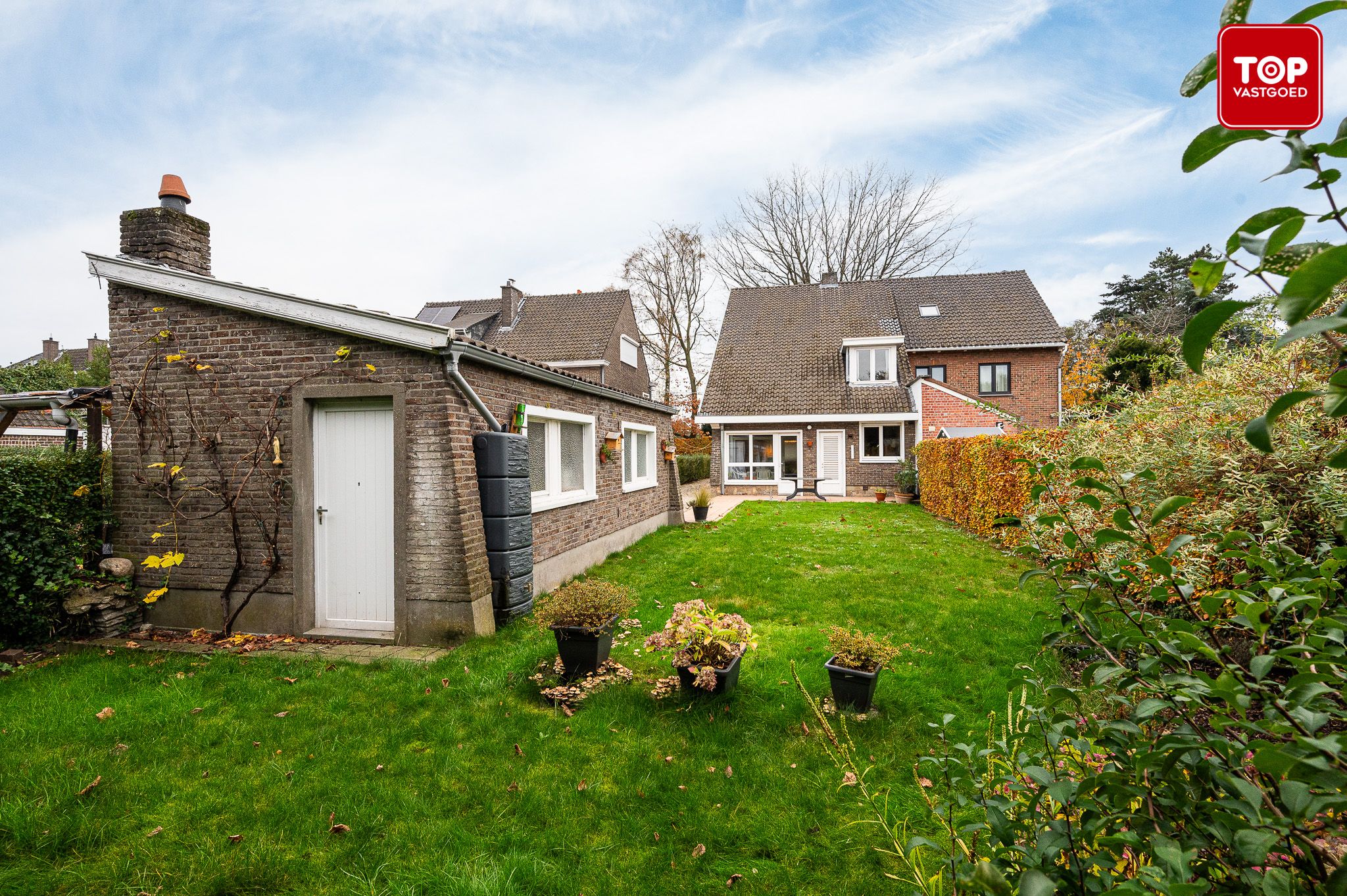 Half open woning met 4 slaapkamers en prachtige tuin foto 27