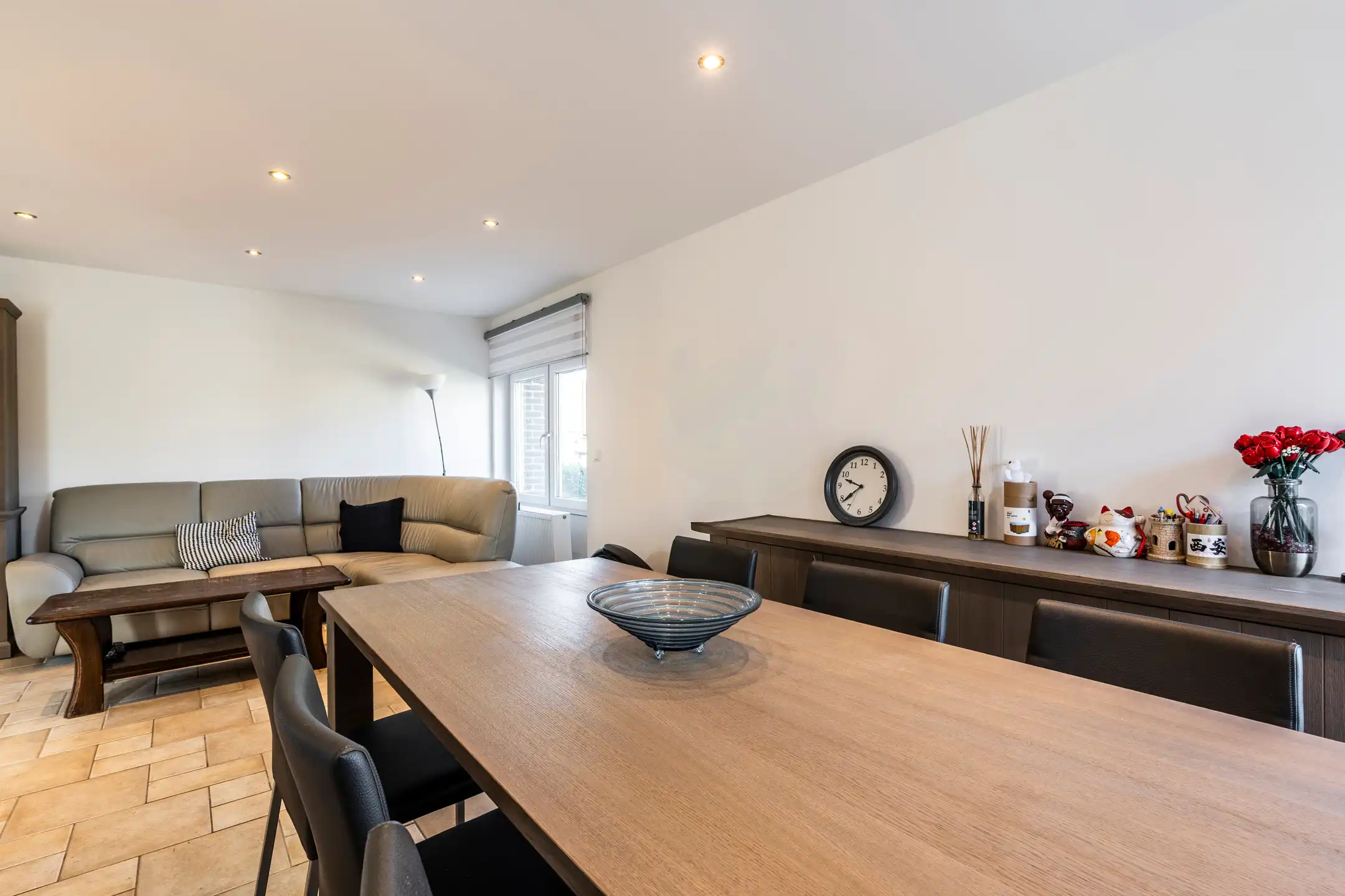 Instapklare gezinswoning met 3 slaapkamers en garage foto 8