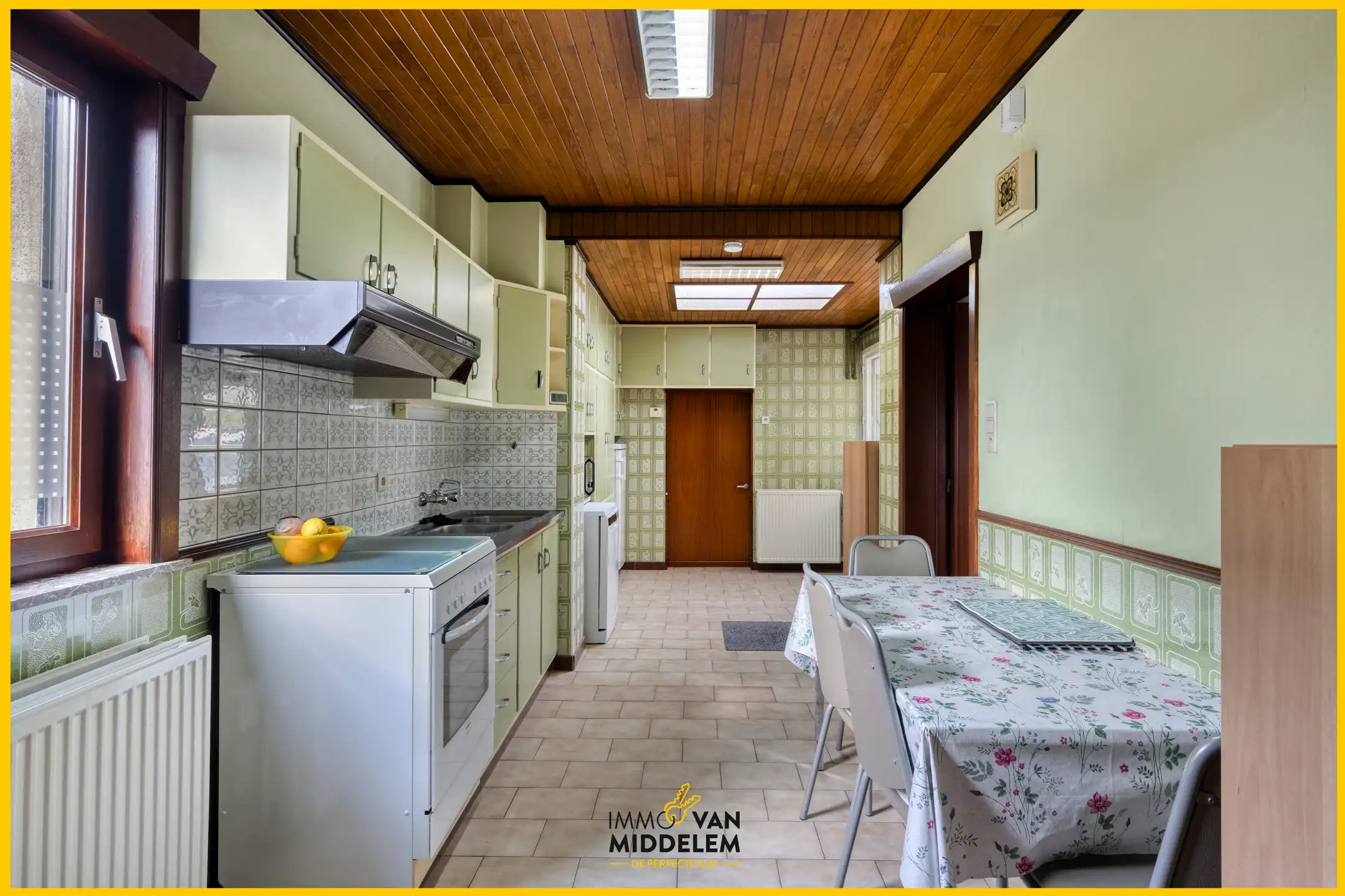 GOED ONDERHOUDEN 3-GEVELWONING MET 3 KAMERS, GARAGE EN TUIN foto 5