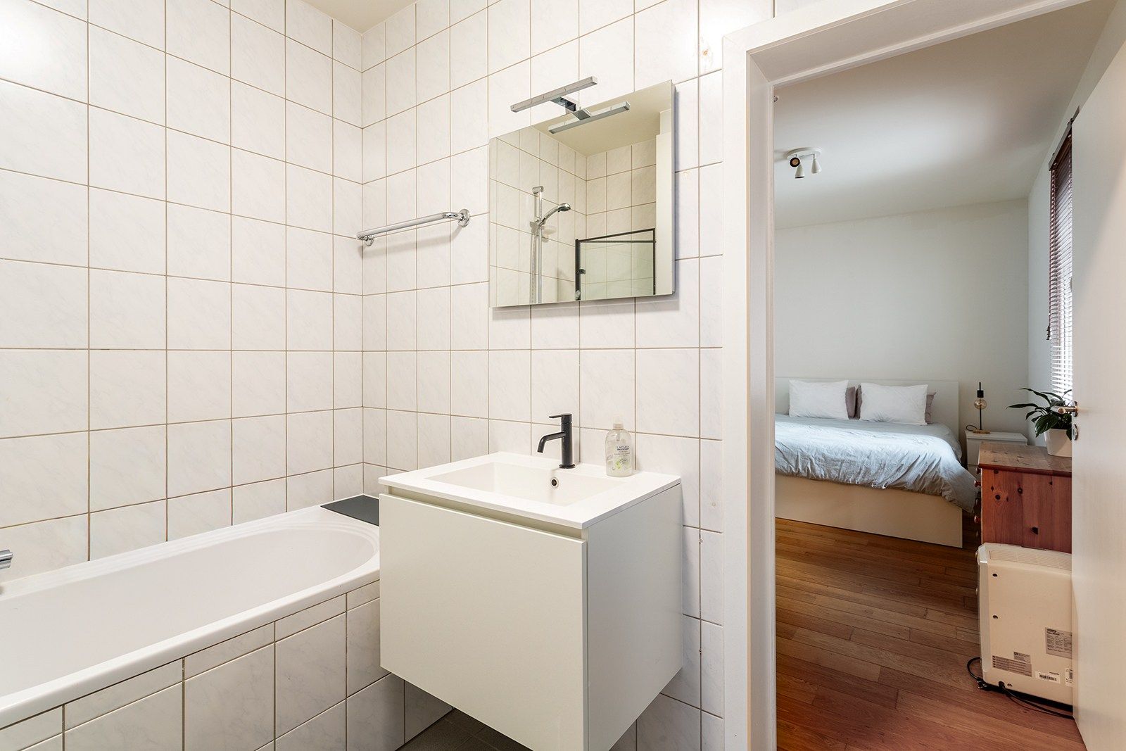 Charme appartement met tuin foto 11