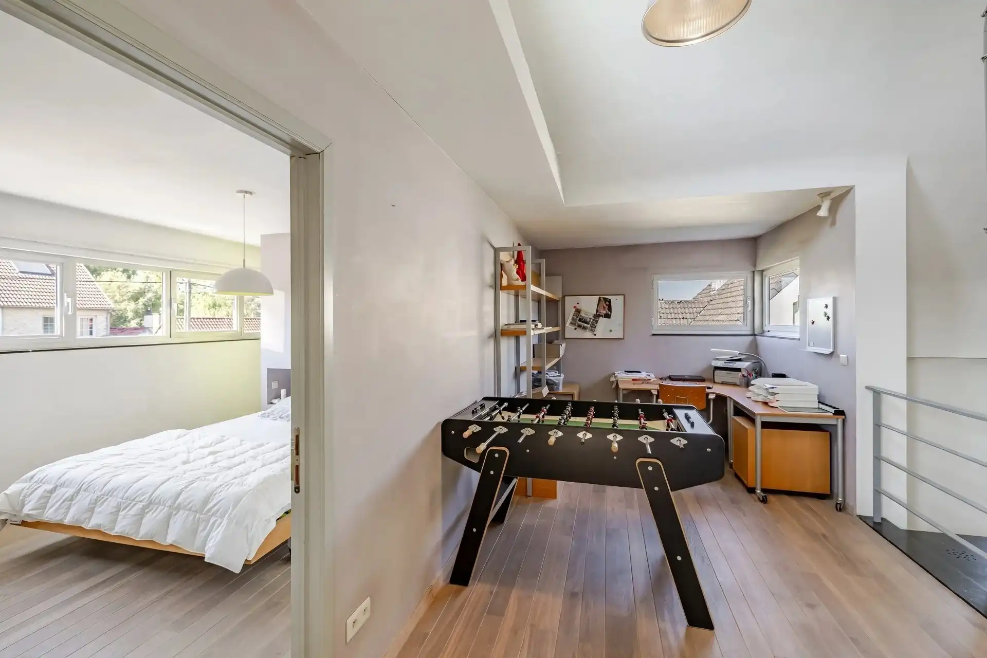 Karaktervolle architectenwoning op een perceel van ruim 25 are met diepe, oostgerichte tuin foto 19