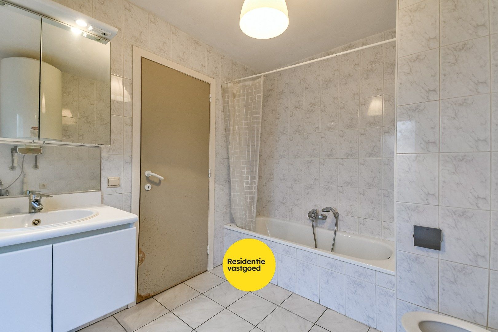 Rustig gelegen 1-slaapkamer appartement in Westkerke met garage foto 6