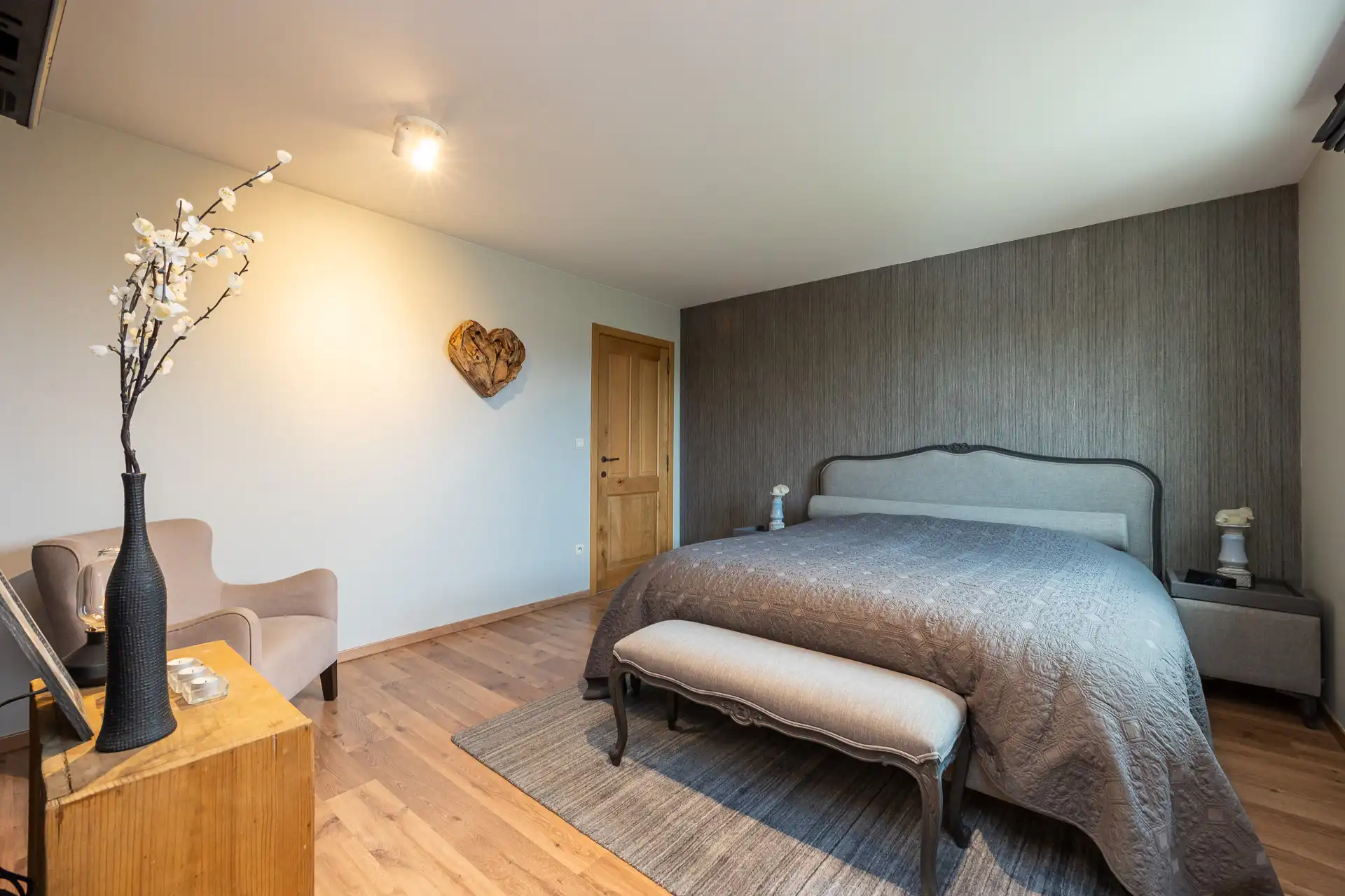 Ruime tijdloze villa met zwembad, poolhouse & prachtige tuin in Boortmeerbeek foto 9