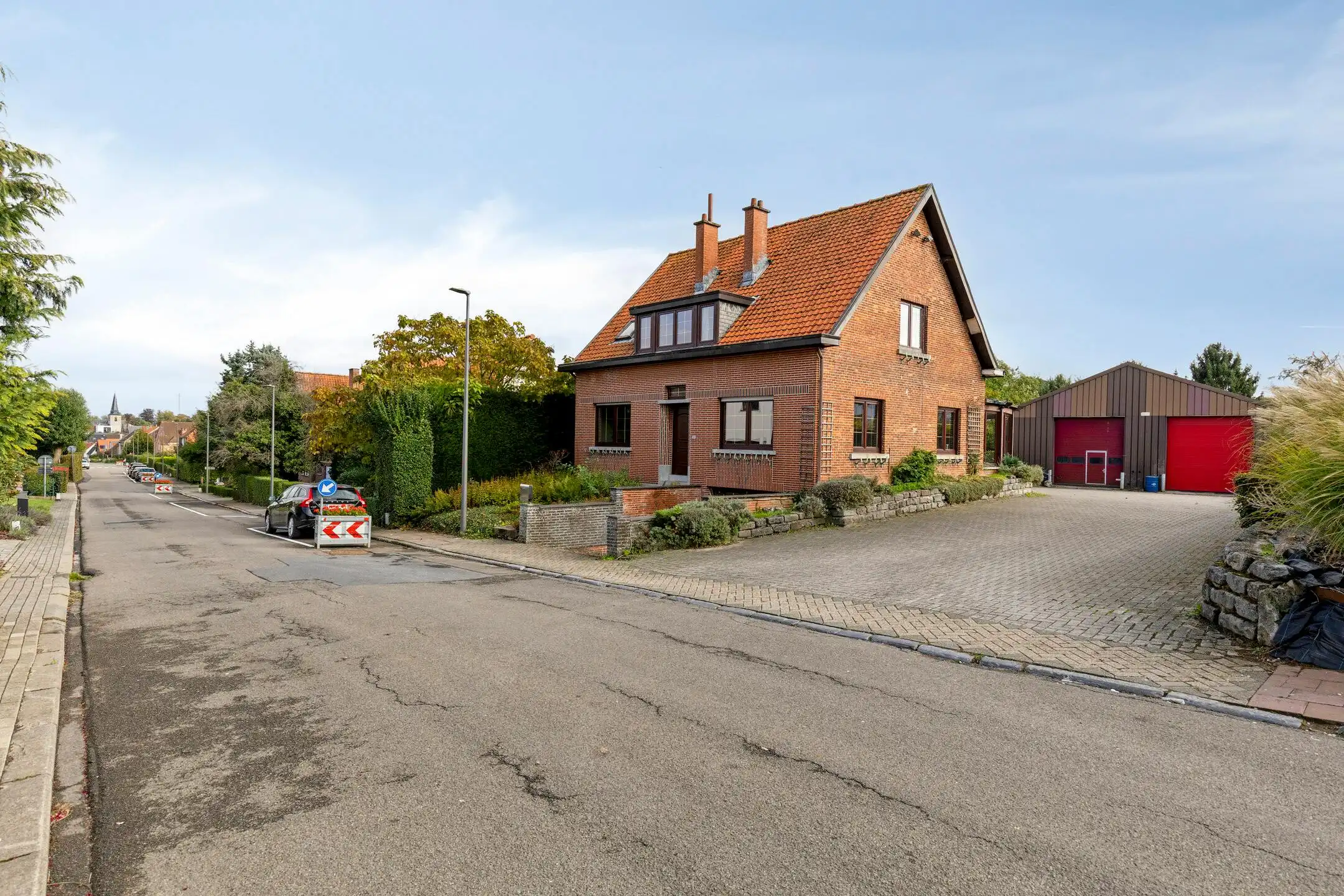 Te renoveren huis met grote loods nabij centrum Meise foto 3