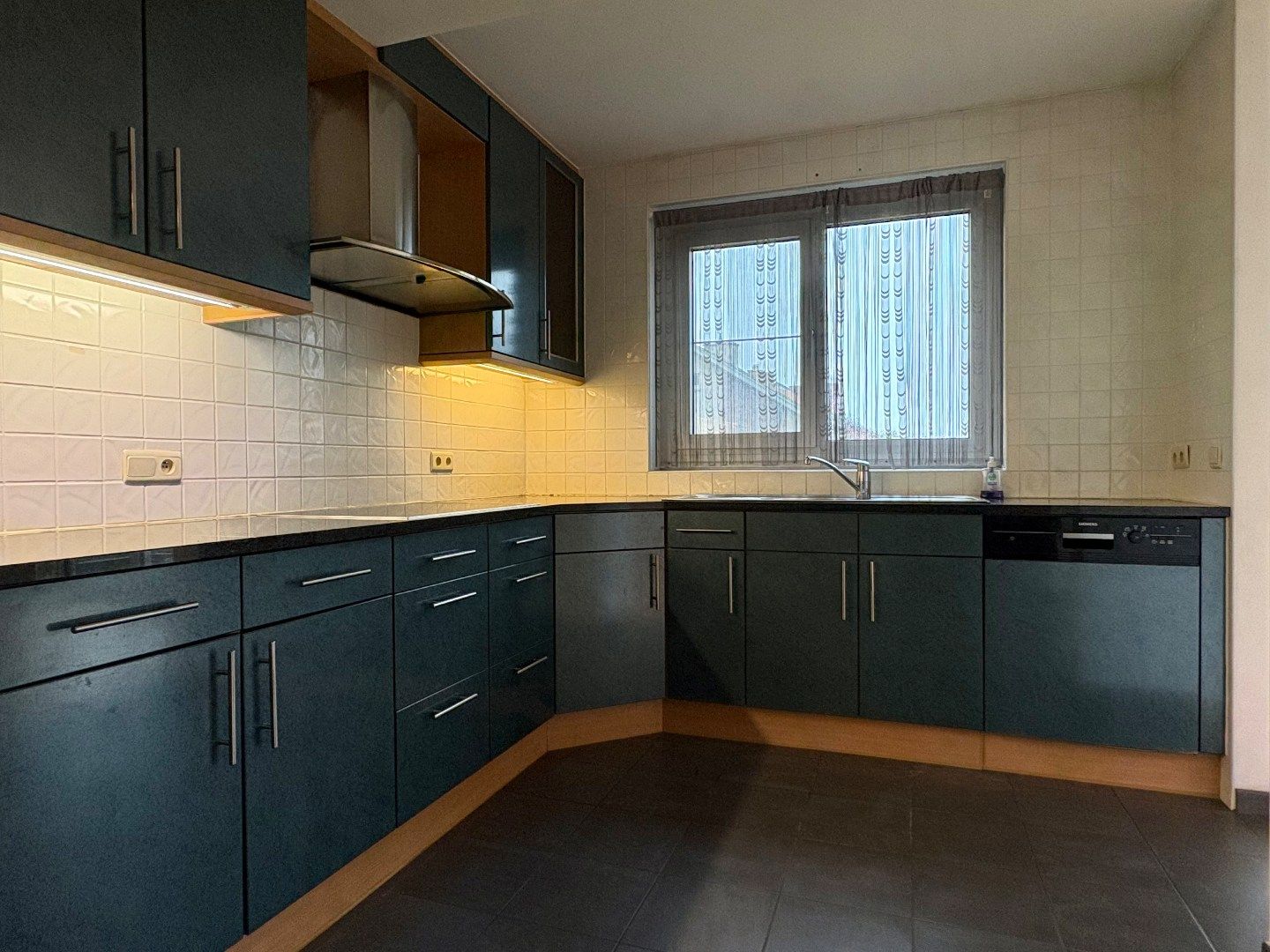 Bel-étage te koop in Kuurne – 3 slaapkamers, grote tuin en rustige ligging foto 4