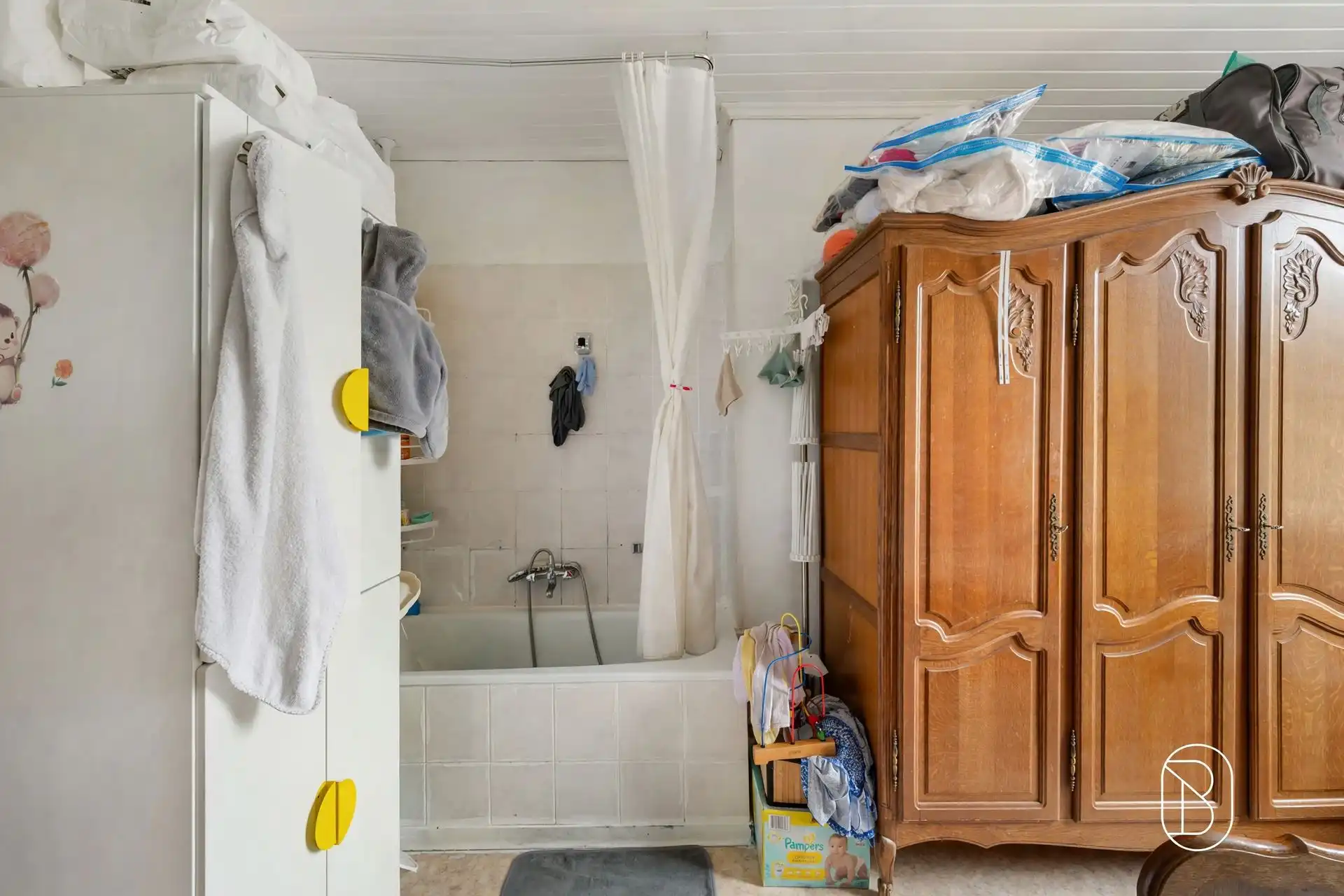 Leuk appartementje met aparte slaapkamer foto 8
