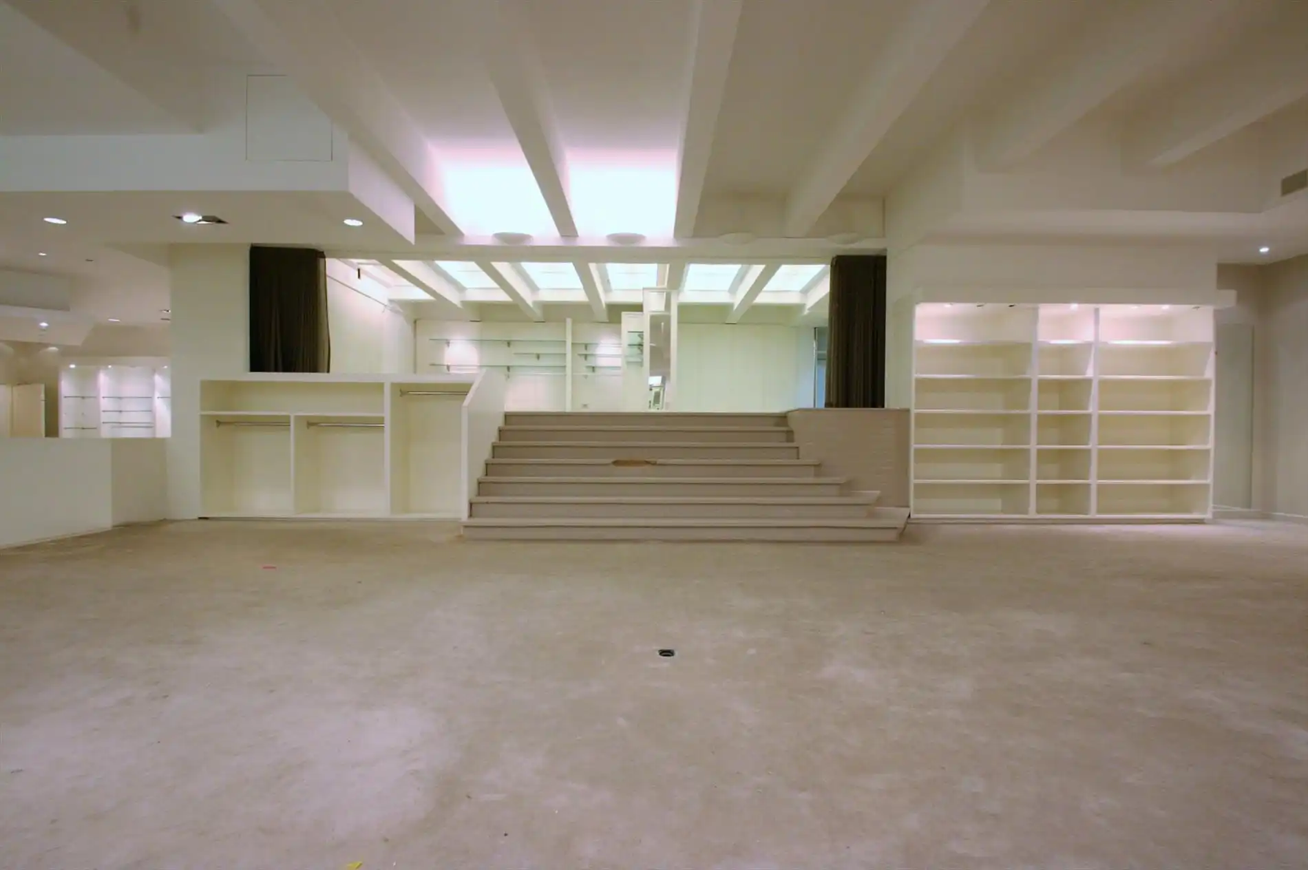 Winkelpand te huur Zilverpand 23 Brugge foto 5