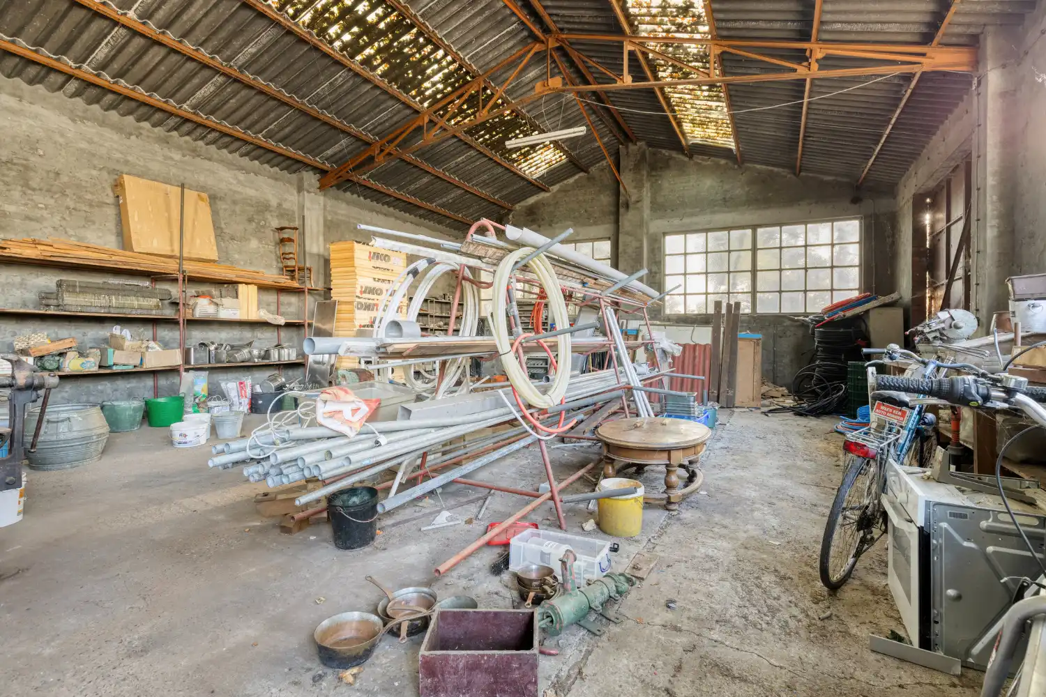 Uniek perceel met villa, loods en uitbreidingsmogelijkheiden foto 31