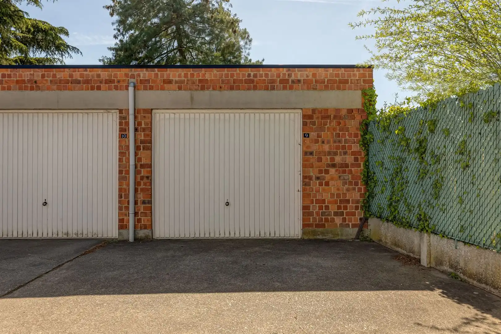 Glkvl. appartement met 2 ruime slaapkamers en garage! foto 18