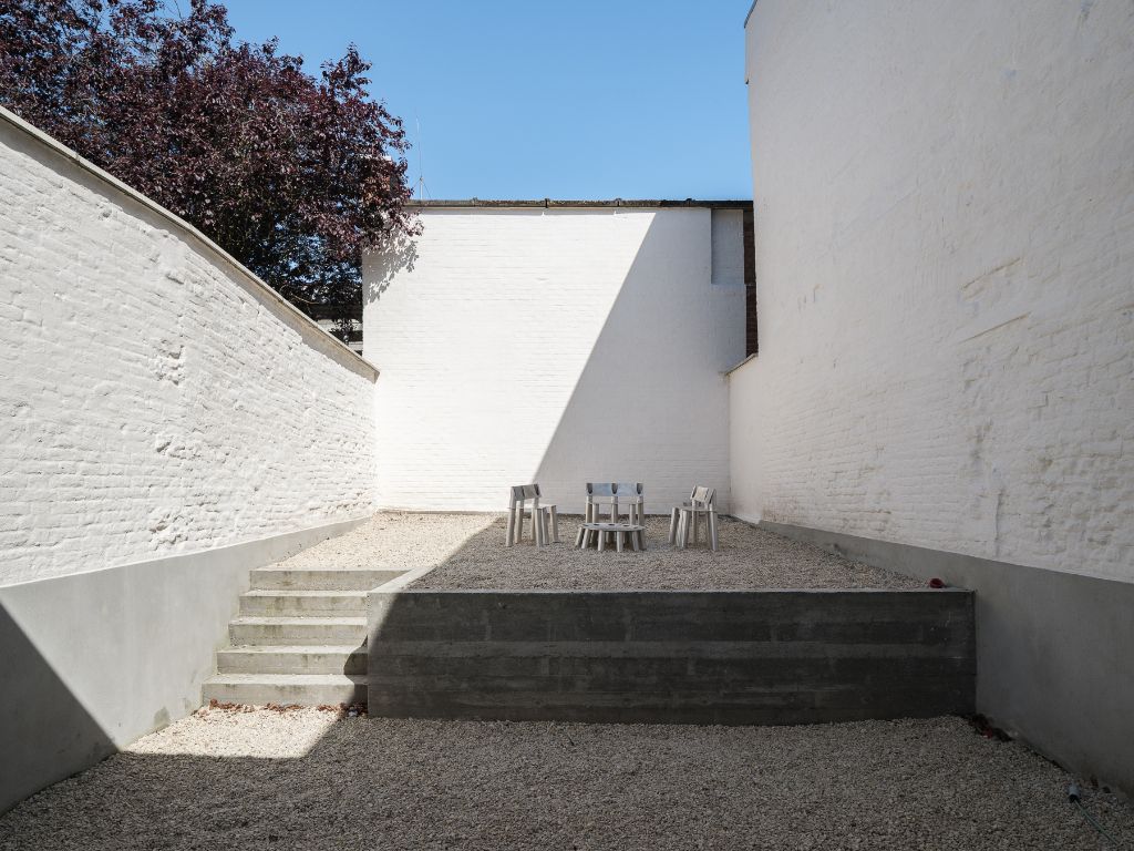 Centrum Gent – Nederkouter: Handelsruimte met stadstuin te huur. foto 11