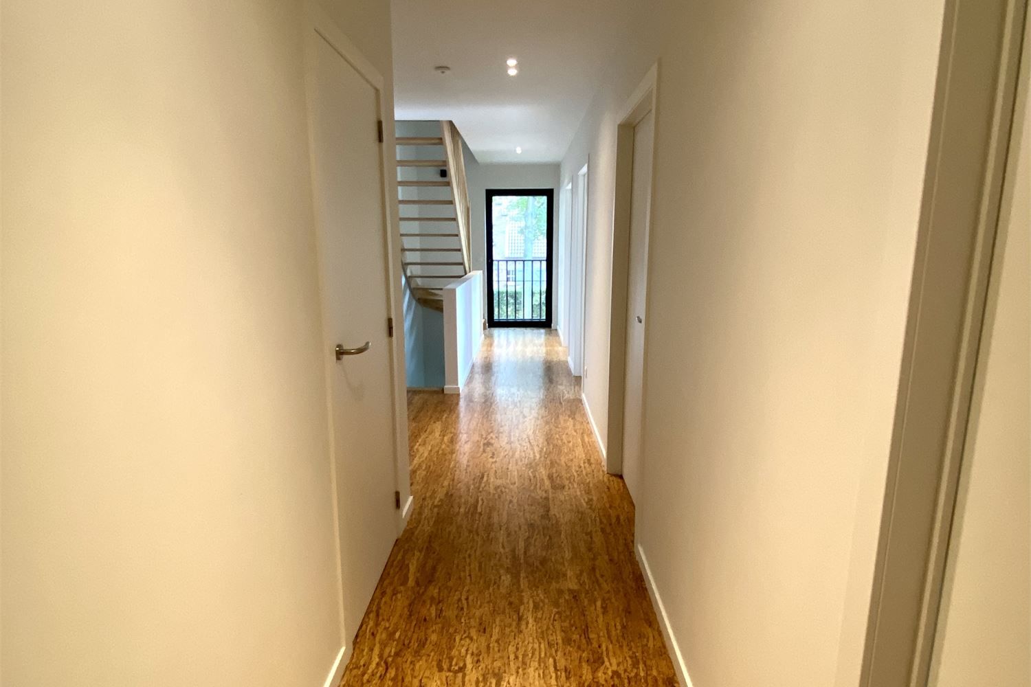 Prachtige moderne woning foto 20