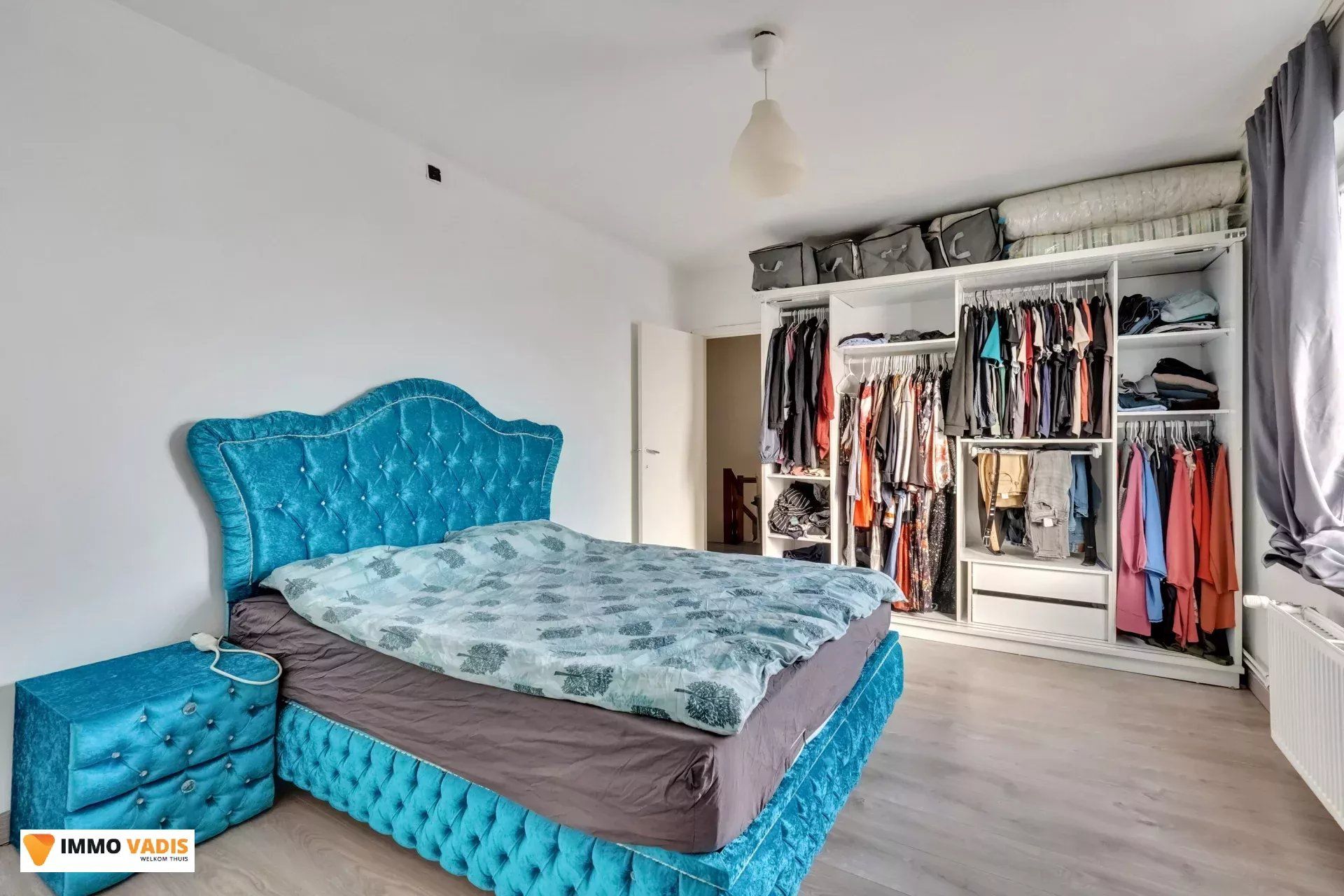 Handelspand met woonst en naastliggende woning foto 16