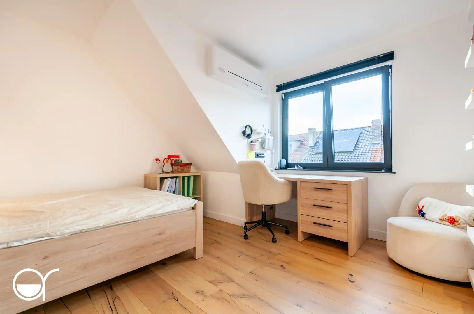 Ruime nieuwbouwwoning met vier slaapkamers in Sint-Amandsberg. foto 15