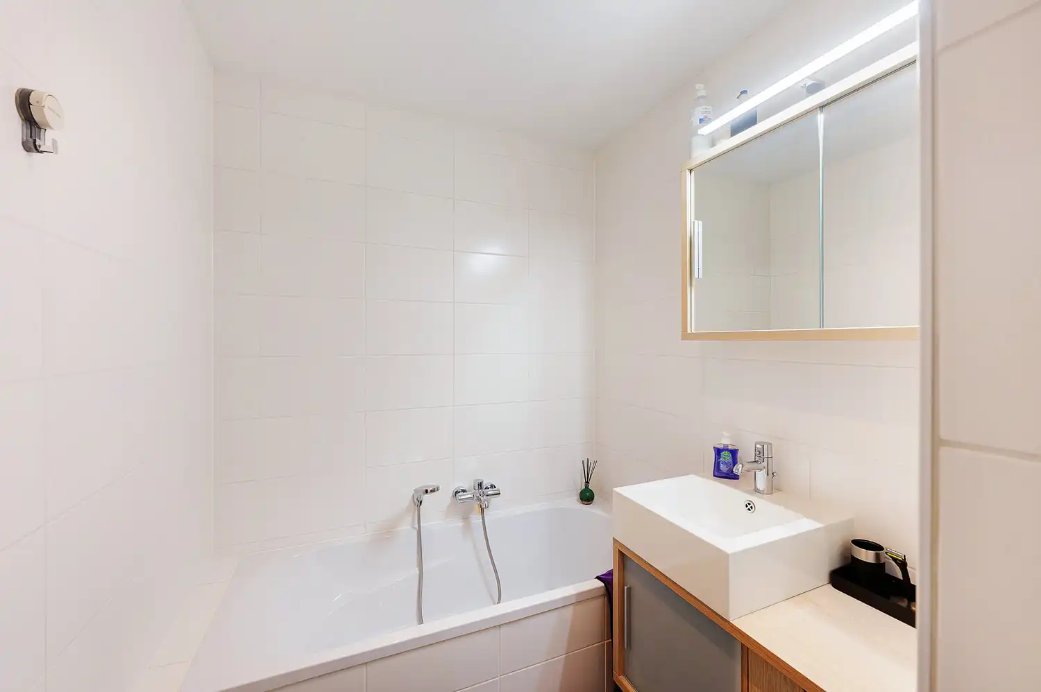 Prachtig appartement in een recent gebouw op enkele passen van de Zeedijk in Duinbergen foto 16