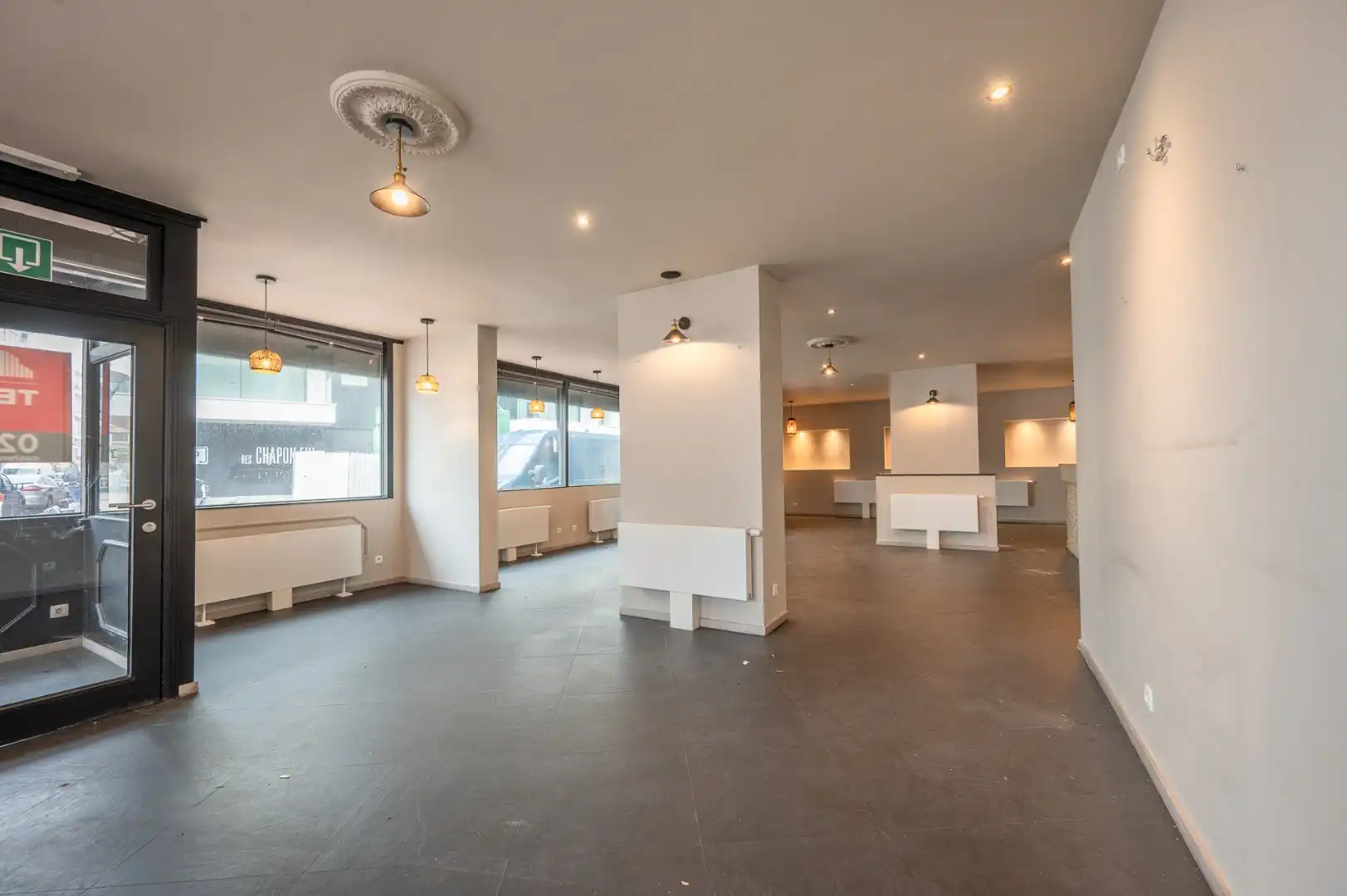 Hoekhandelspand op Toplocatie aan de Kustlaan 24, Knokke foto 5