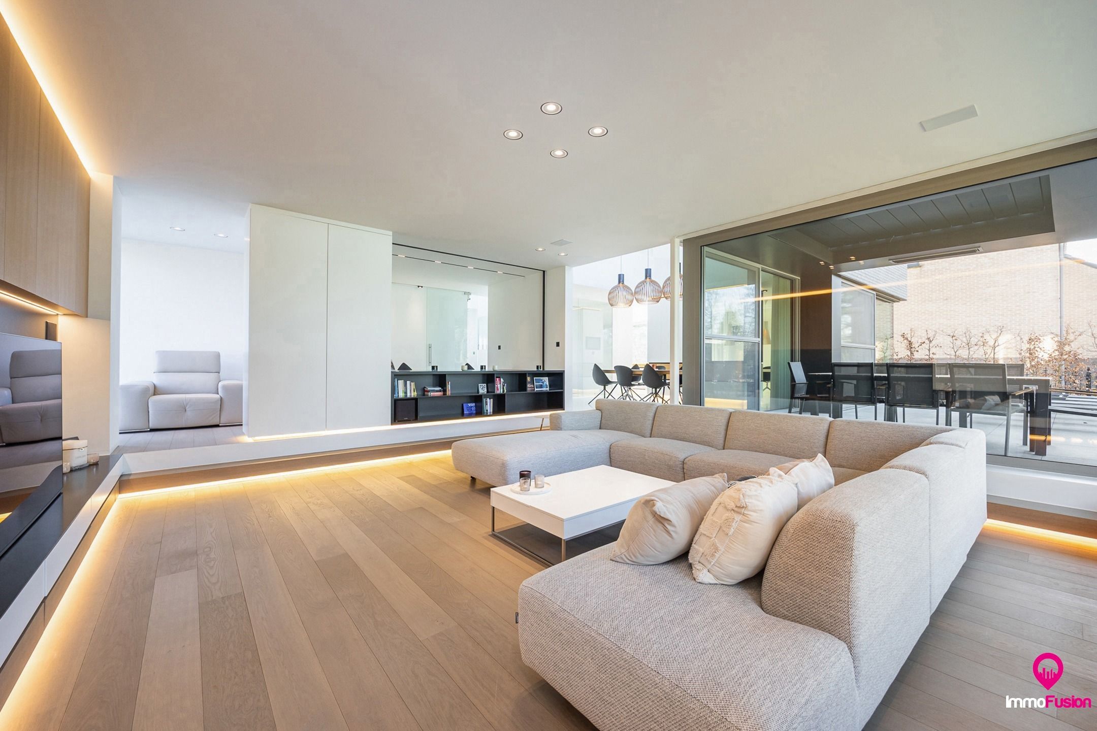 Luxe villa met poolhouse en hoogwaardige materialen! foto 13