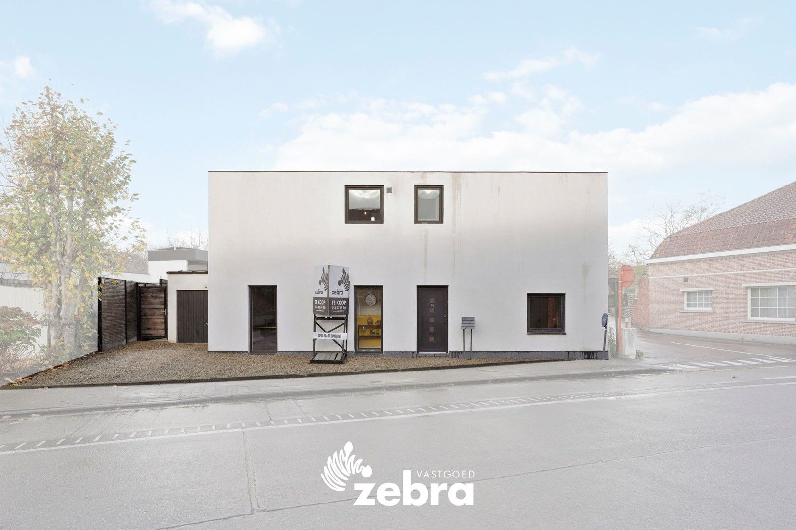 Instapklare gerenoveerde woning met tuin en dakterras te centrum Moorsele! foto 33