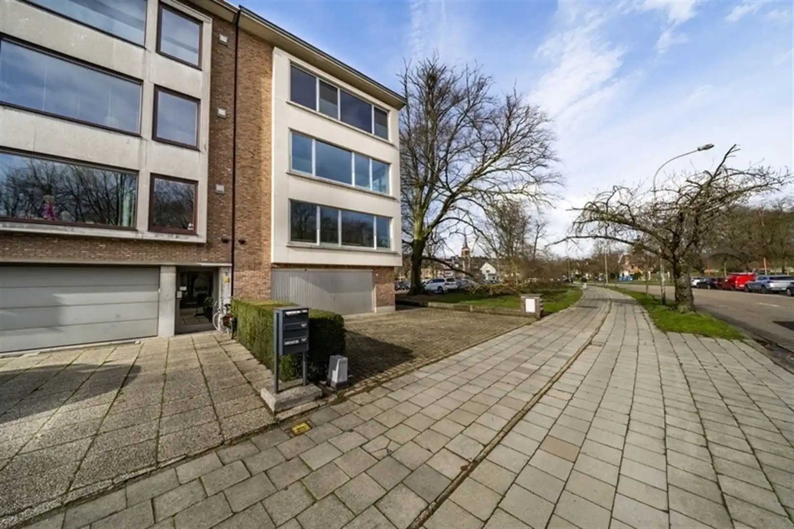 Hoekappartement met 2 slaapkamers en lift in het centrum foto 13