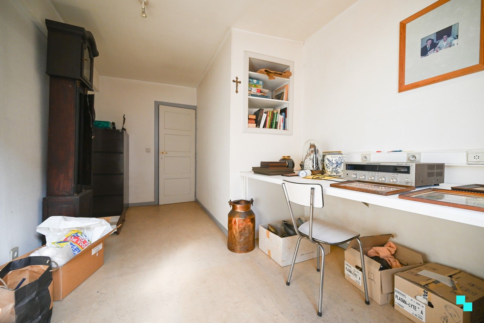 Neoclassicistisch getinte burgerwoning in hartje Izegem foto 20