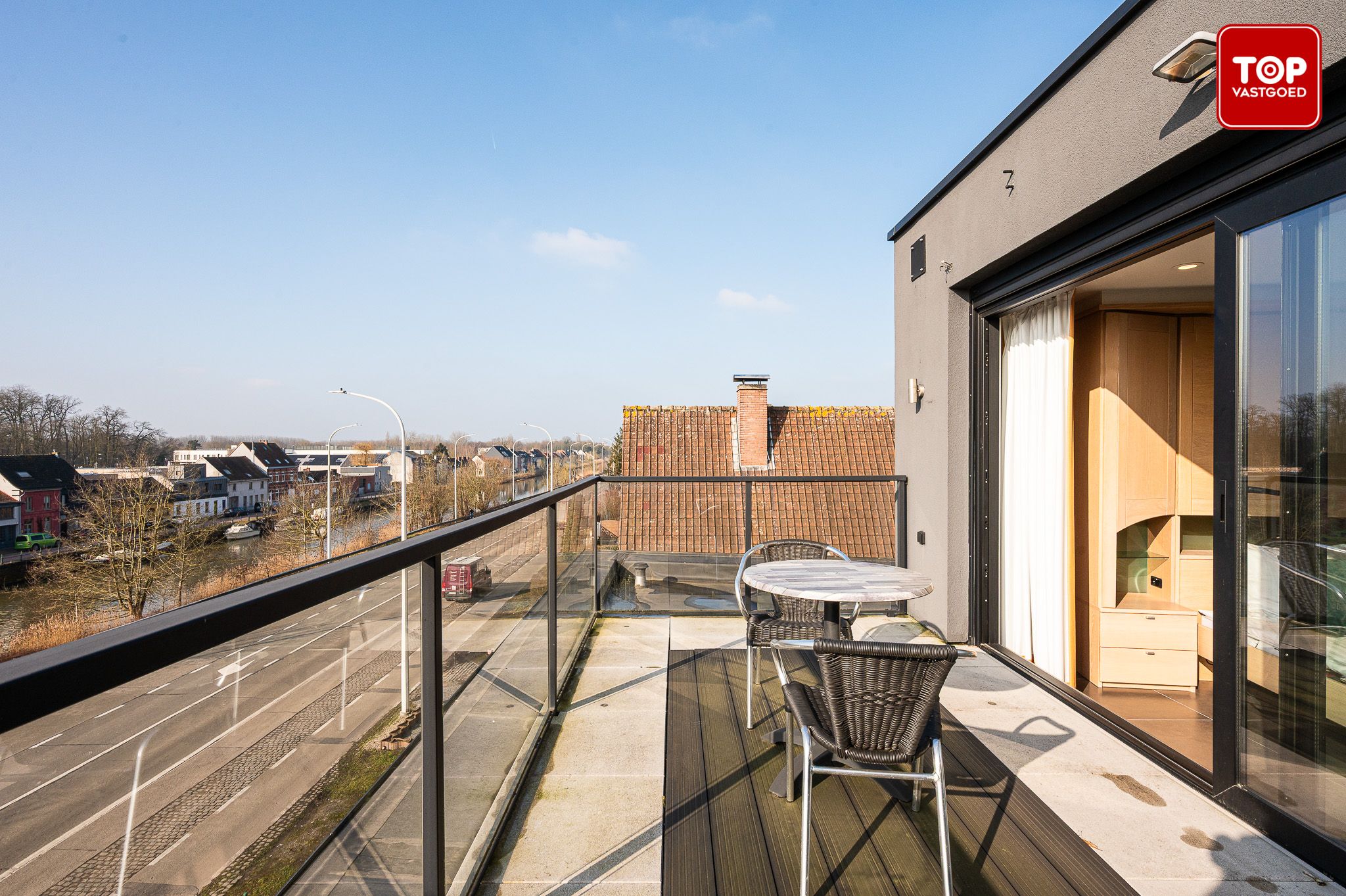 Energiezuinige en lichtrijke penthouse met 3 terrassen en prachtig uitzicht foto 6