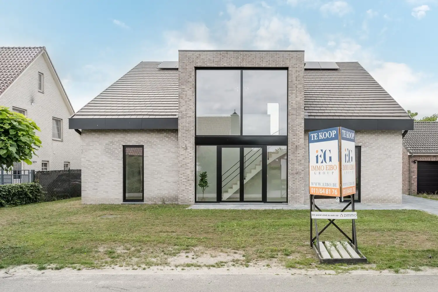 Volledige nieuwe villa met 4 slaapkamers en 3 badkamers op de Heide te Lommel. foto 31