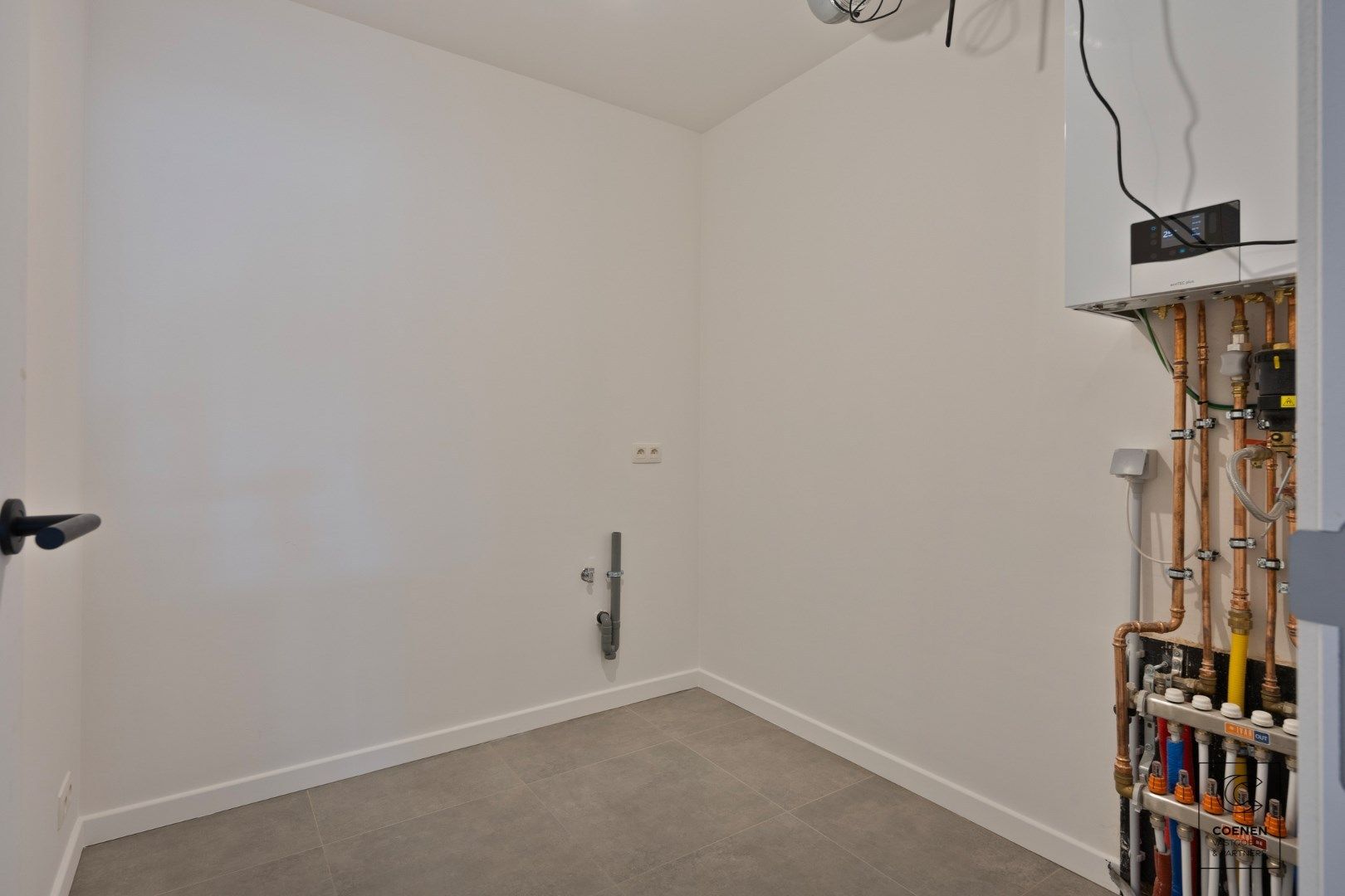 Prachtig, volledig gerenoveerde woning met 3 slaapkamers op een toplocatie te Turnhout! foto 11