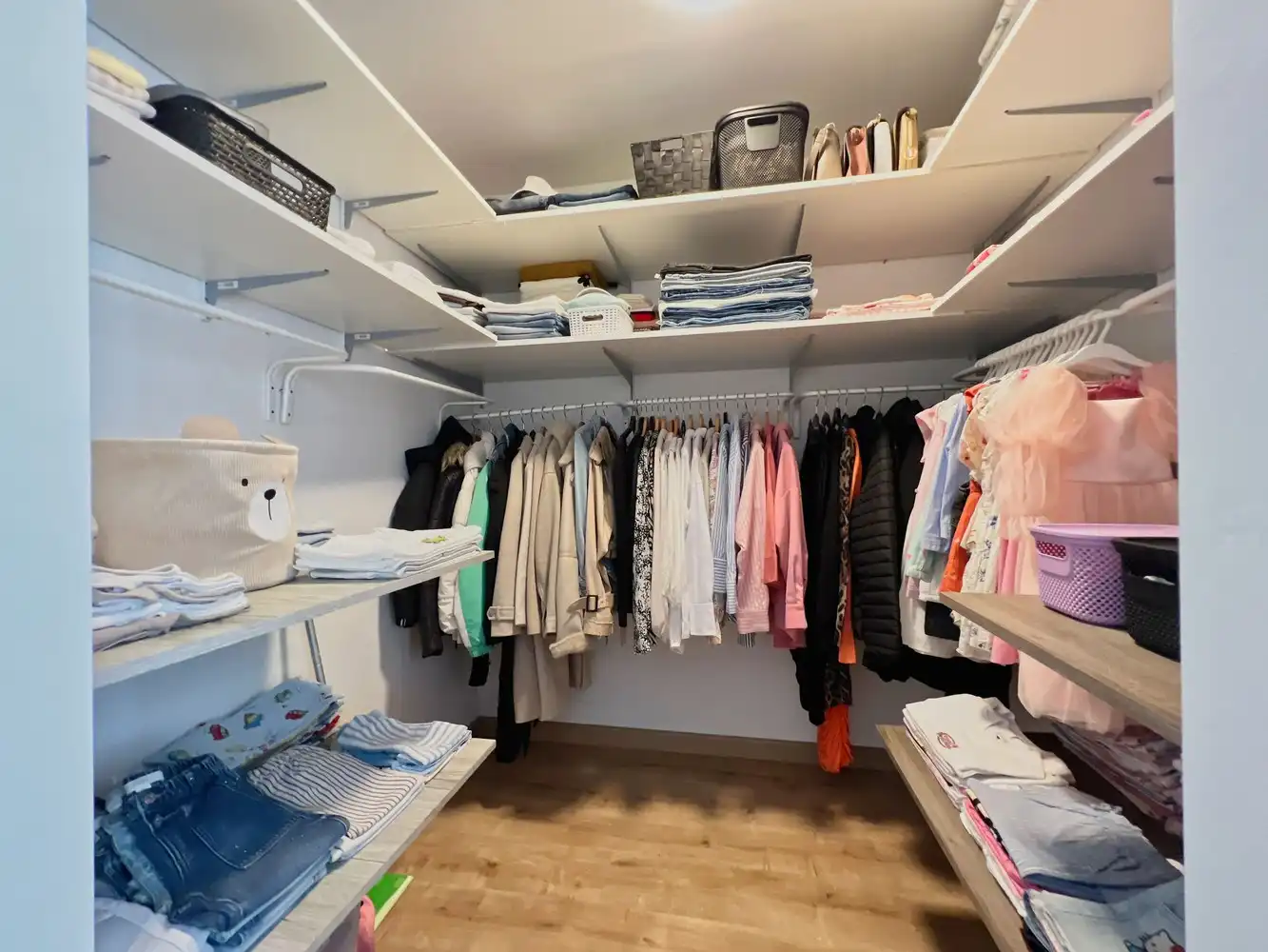 Recente, energiezuinige woning met zonnige tuin (344m²)! foto 8
