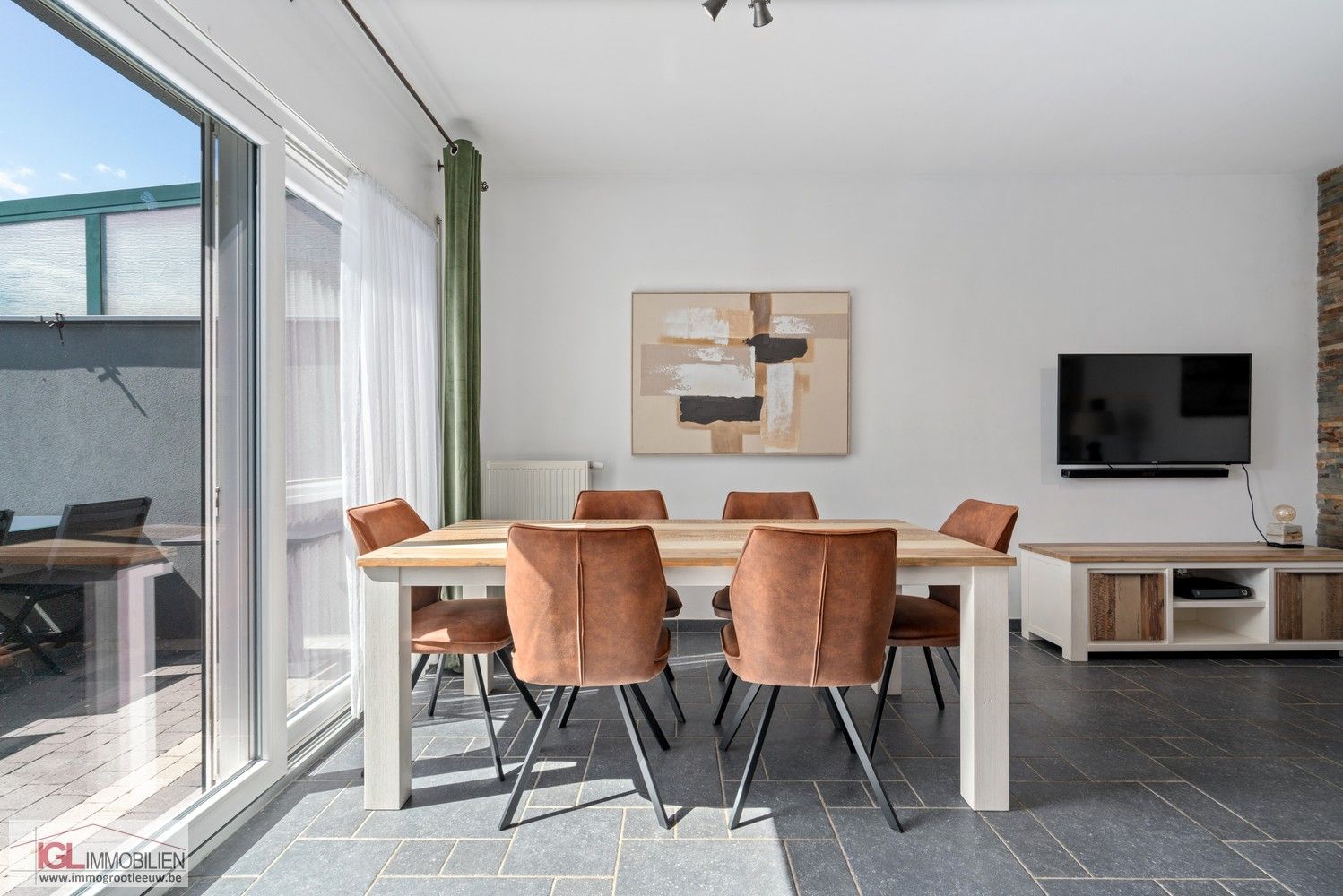 Smaakvol gerenoveerde rijwoning met tuin, garage en uitbreidingsmogelijkheden foto 3