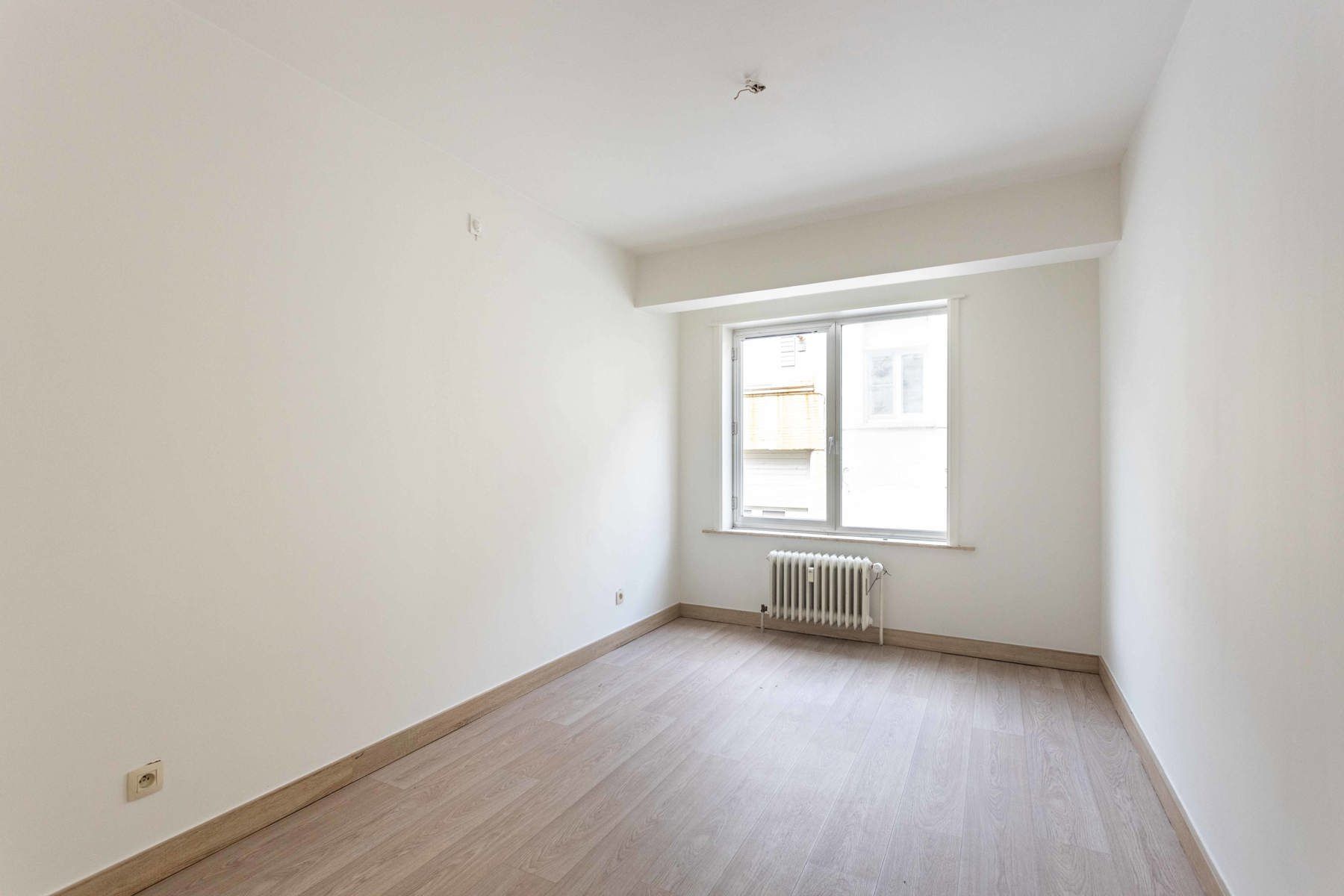 Te Koop: 2-slpk appartement met garage foto 9