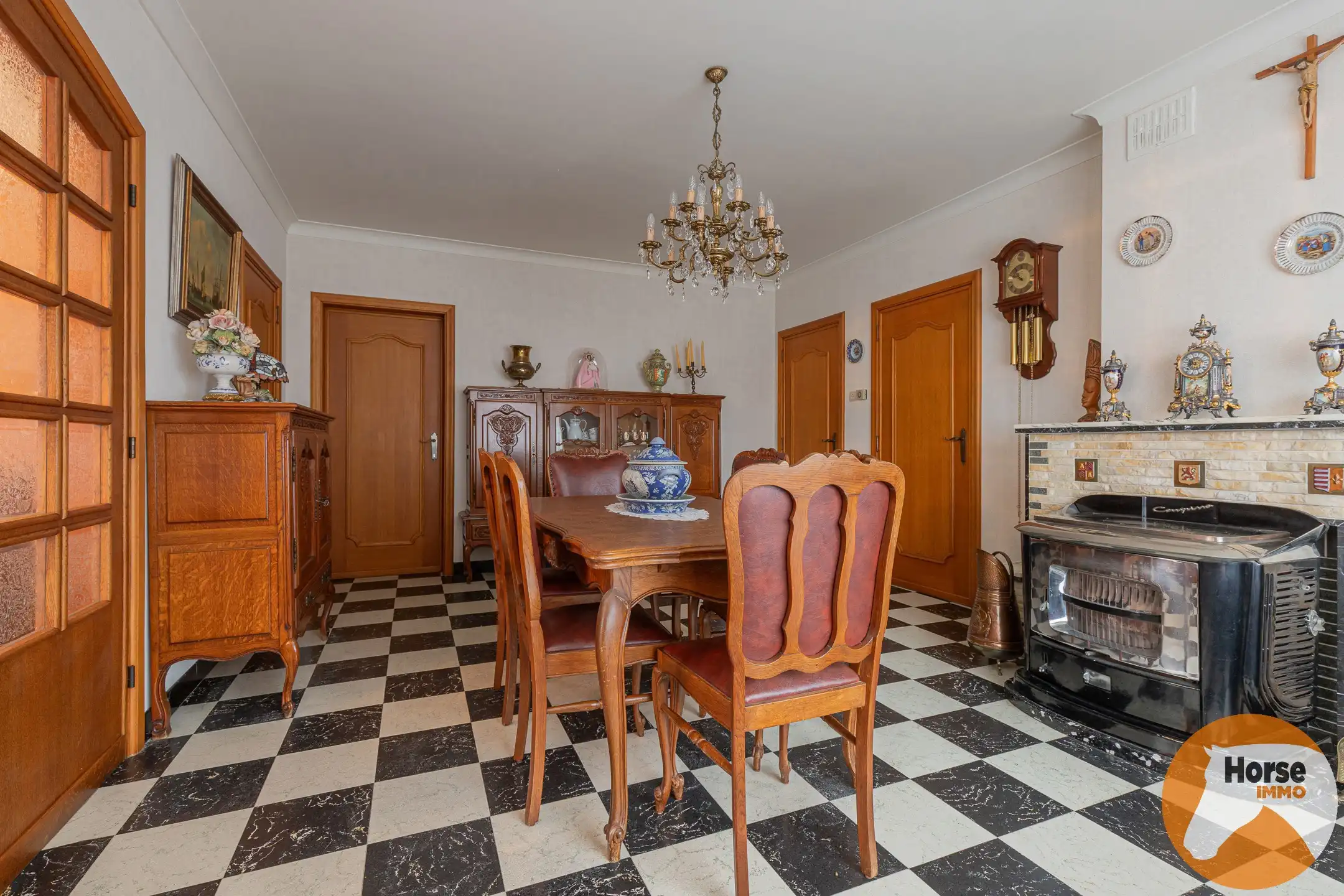 HERZELE - Vrijstaande woning in een landelijke omgeving foto 7