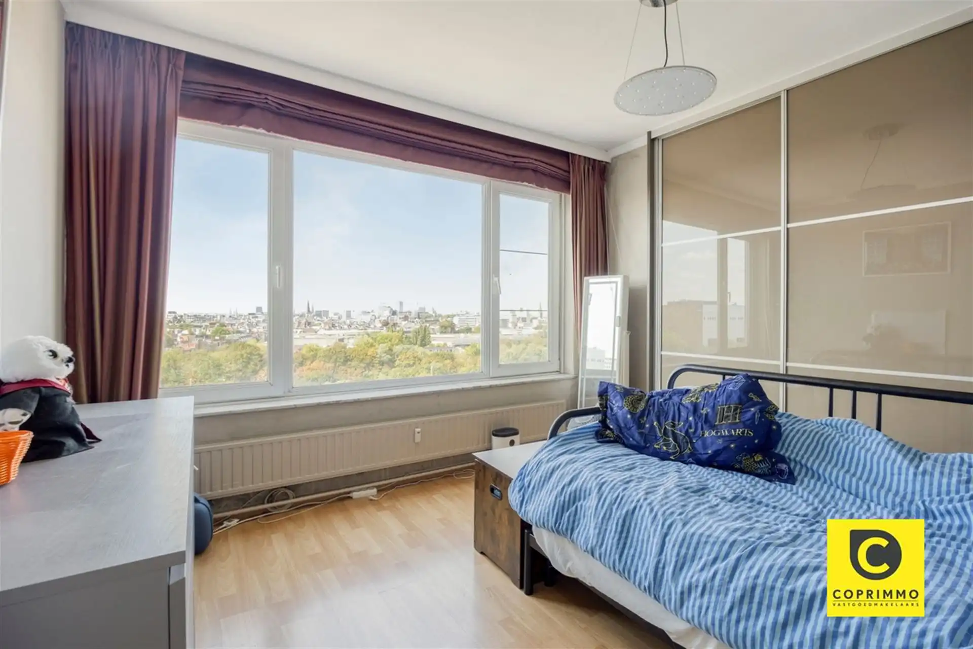 Lichtrijk 2 slpk app met airco en zicht op de Antwerpse skyline! foto 6