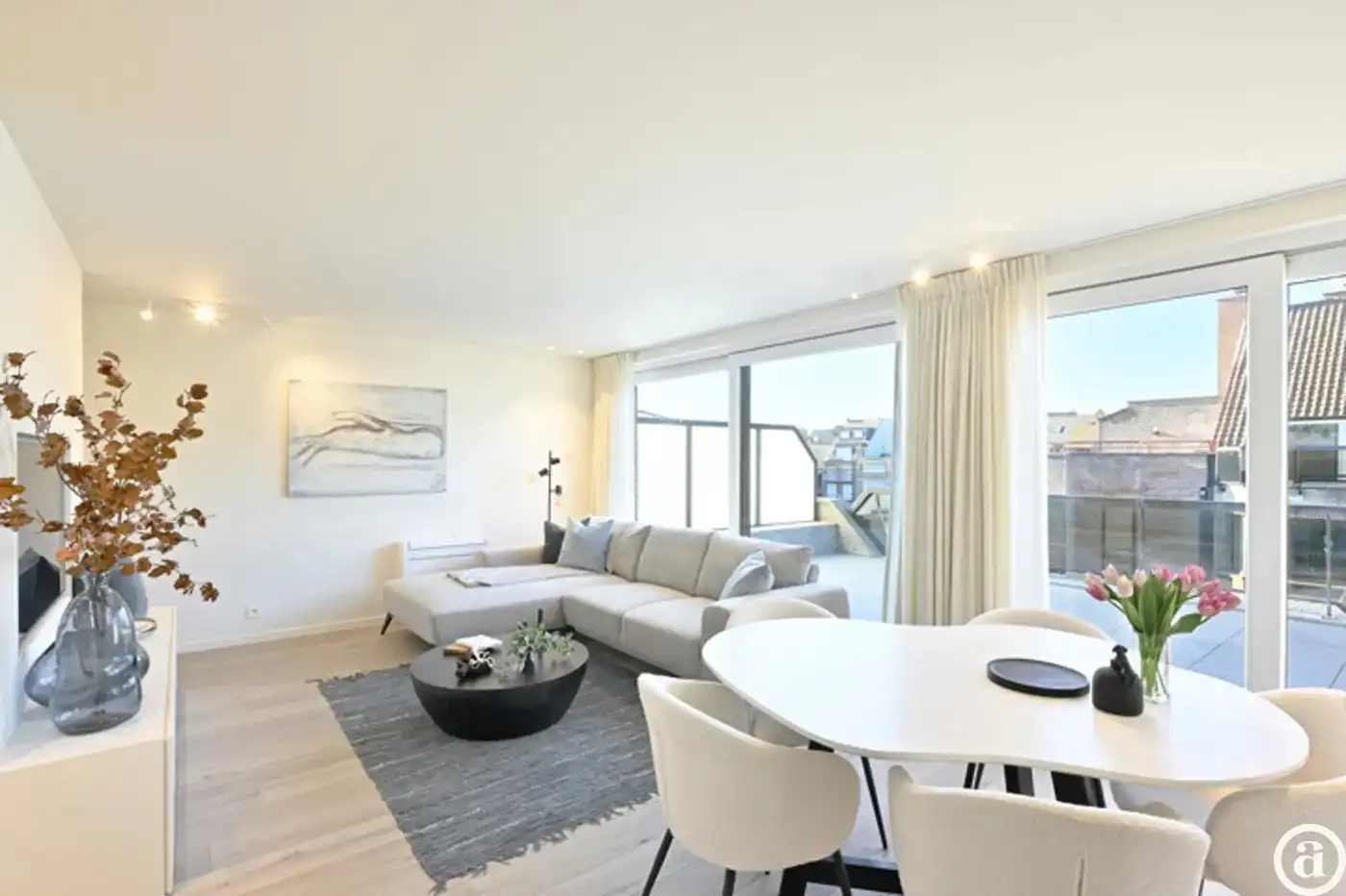 Penthouse-appartement vlakbij de zeedijk met zonneterrassen  foto 18