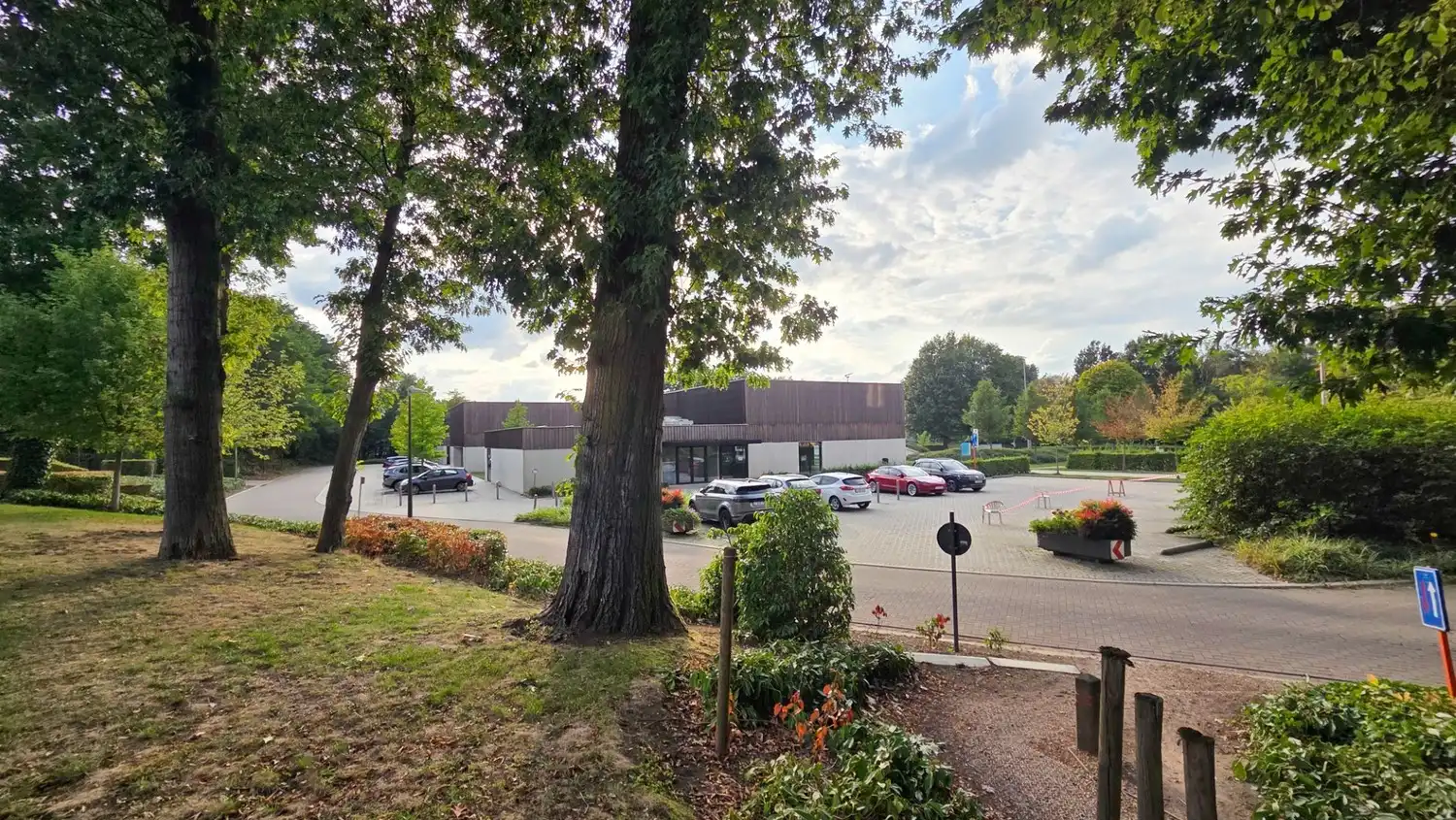 PRACHTIG APPARTEMENT met assistentieoptie IN EEN GROENE PARKOMGEVING. foto 4
