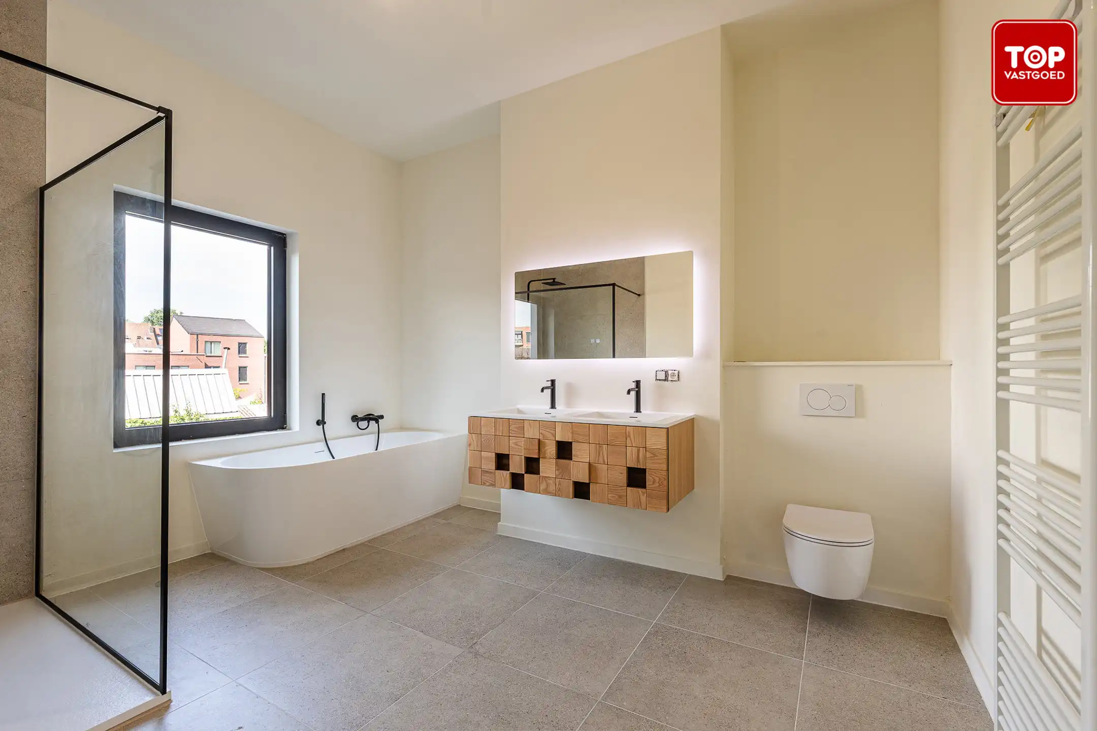 Totaal gerenoveerde woning met 3 slaapkamers en tuin (EPC A) foto 23
