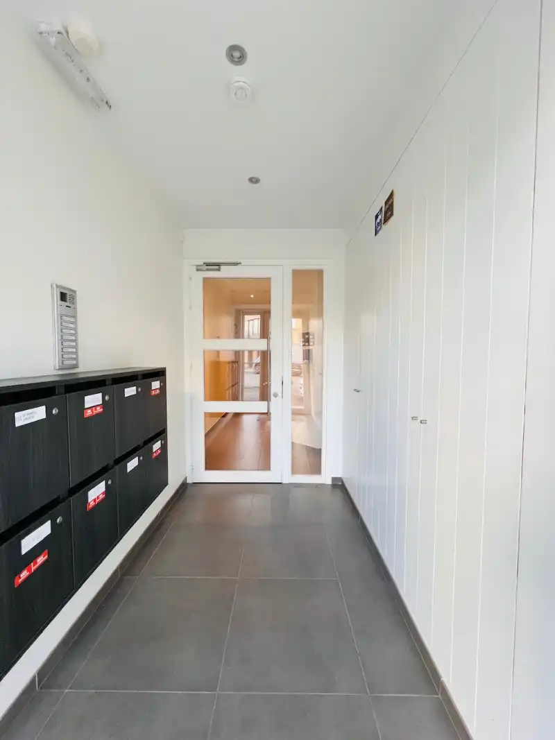 Ruim 3-kamer appartement met groot terras in het centrum van Wenduine foto 25