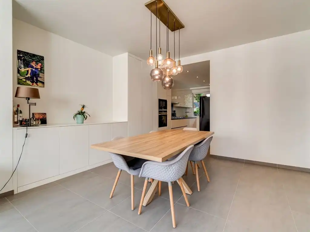 Instapklaar appartement in hartje Zuid foto 4