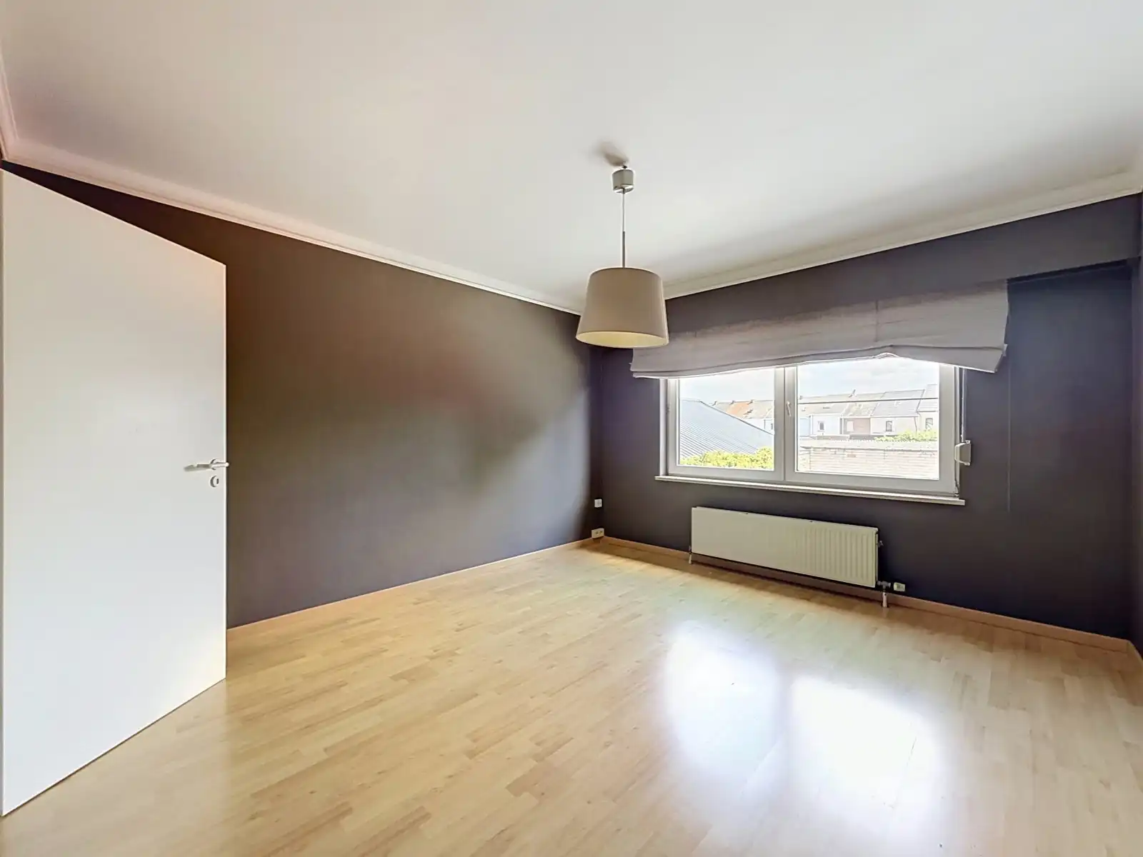 Instapklare Woning Met 3 SLPK, Garage én Tuin! foto 13