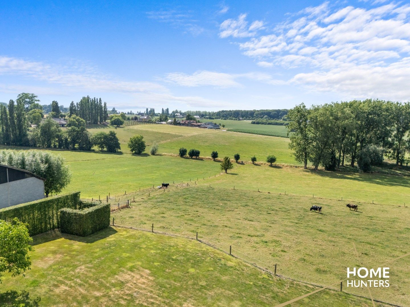 Exclusieve villa met gastenverblijf en panoramische zichten foto 8