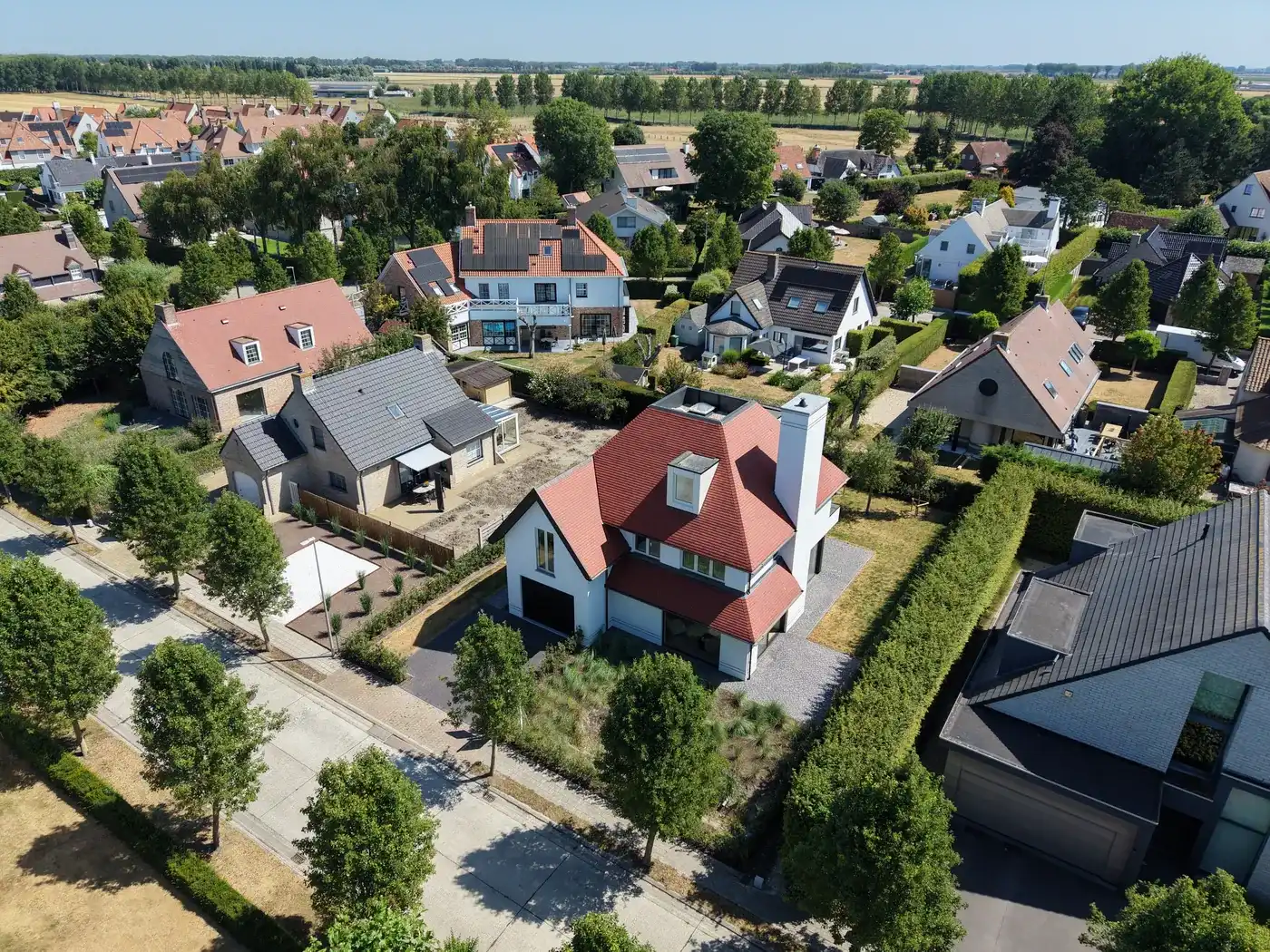 Moderne nieuwbouwvilla voorzien van alle luxe in een hedendaags comfort. foto 25