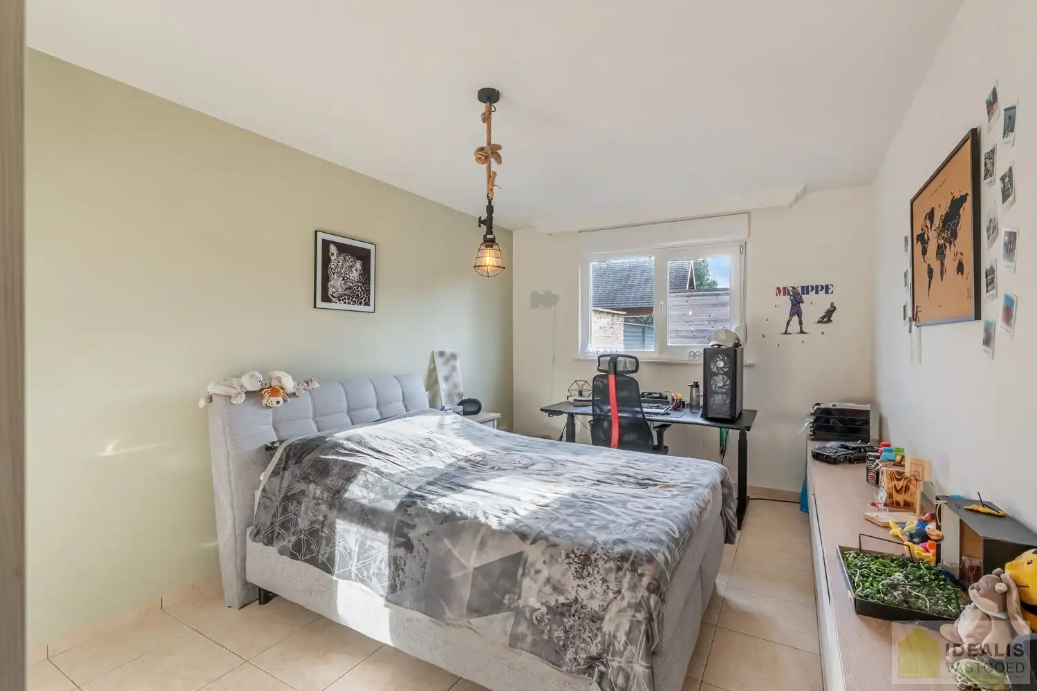 PERFECT ONDERHOUDEN GELIJKVLOERS APPARTEMENT MET MAAR LIEFST 3 SLAAPKAMERS VLAKBIJ HET BRUISENDSE CENTRUM VAN HEUSDEN-ZOLDER foto 24