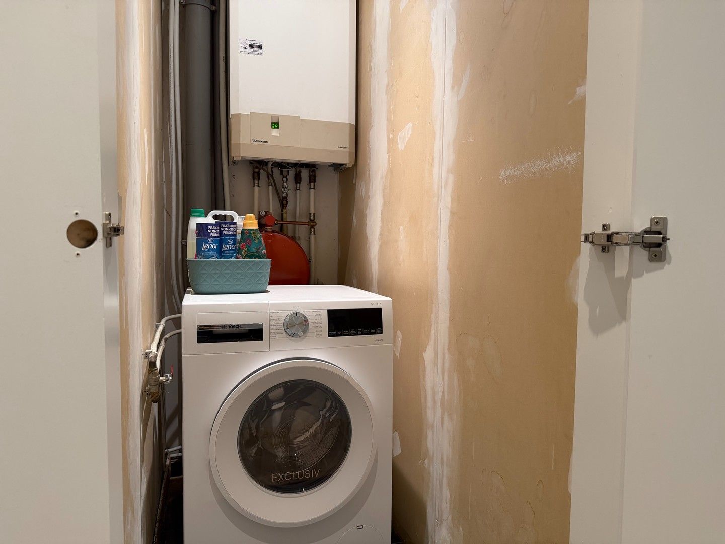 Moderne half open woning met 2 slaapkamers foto 12