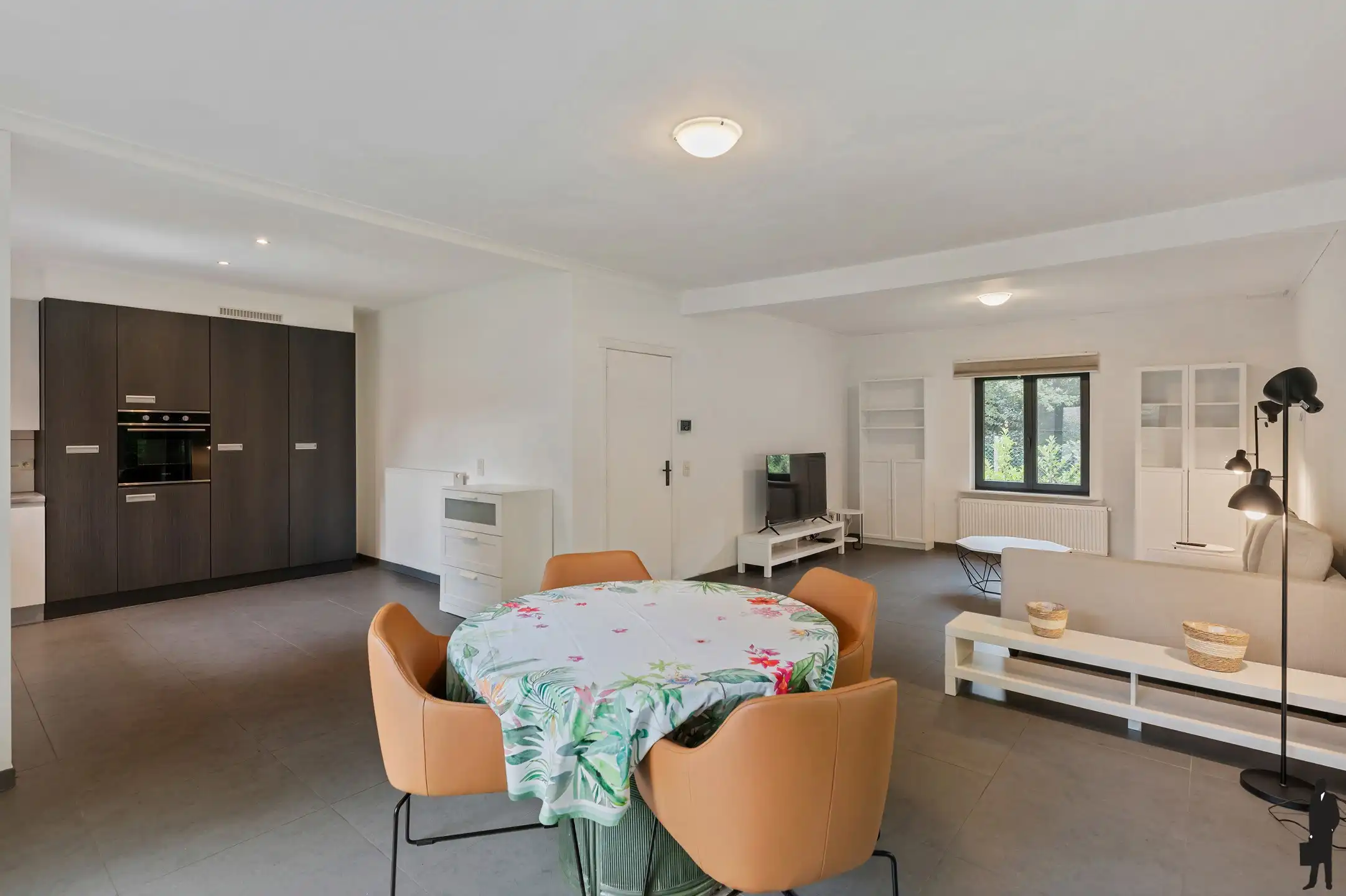 Instapklare villa met 3 ruime slaapkamers in een rustige, groene buurt, vlakbij het centrum van Heide te huren voor 1 jaar! foto 6