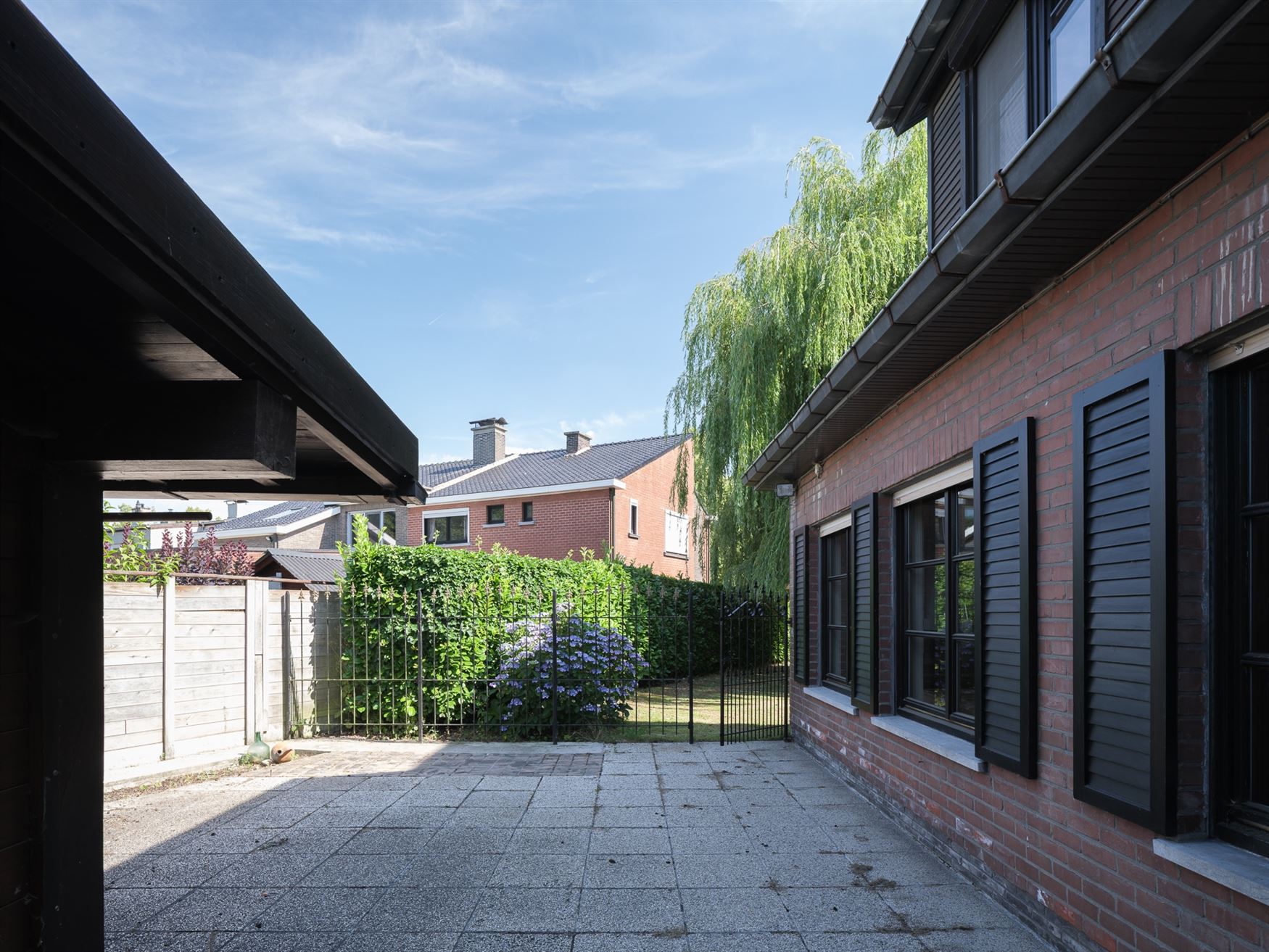 Op te frissen villa met karakter en potentieel foto 6