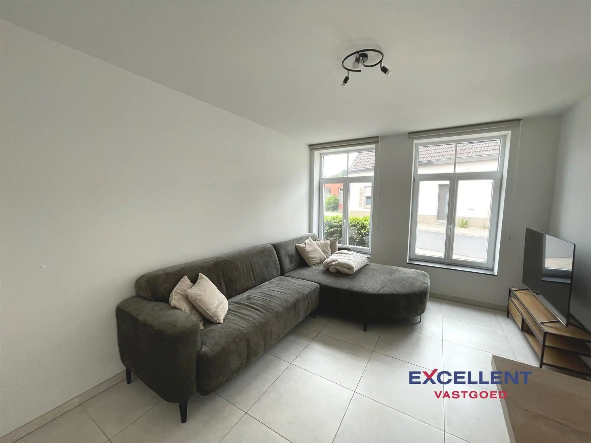 Nieuwbouw appartement met 1 slaapkamer en garage te huur in Vinkt (Deinze)! foto 3
