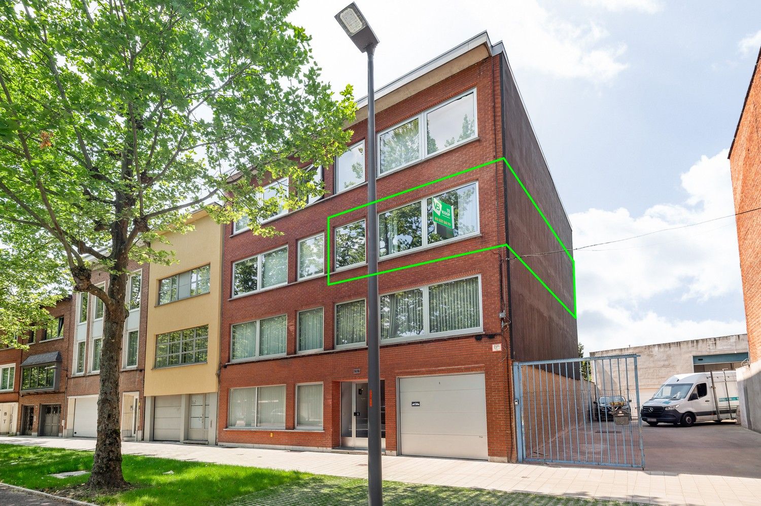 Verzorgd appartement op toplocatie met 2 slaapkamers in Deurne Zuid! foto {{pictureIndex}}